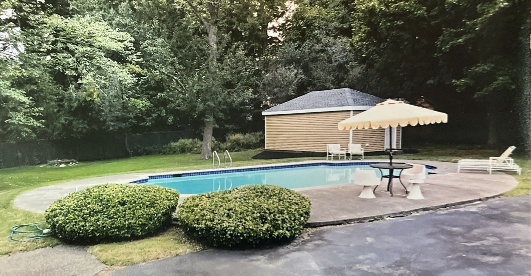 17 Hallen Ave Property Photo 36