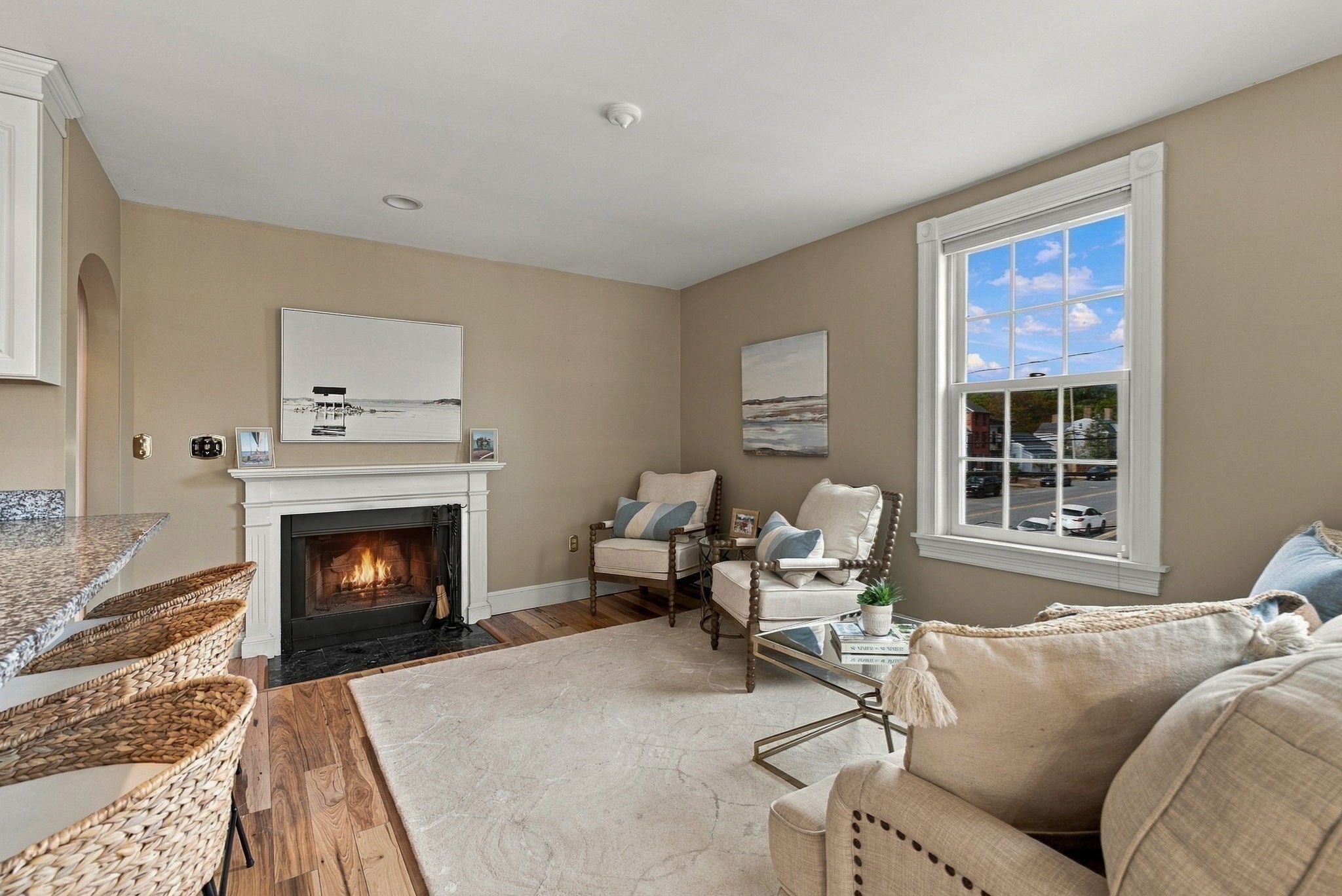 162 High St # B Property Photo 4