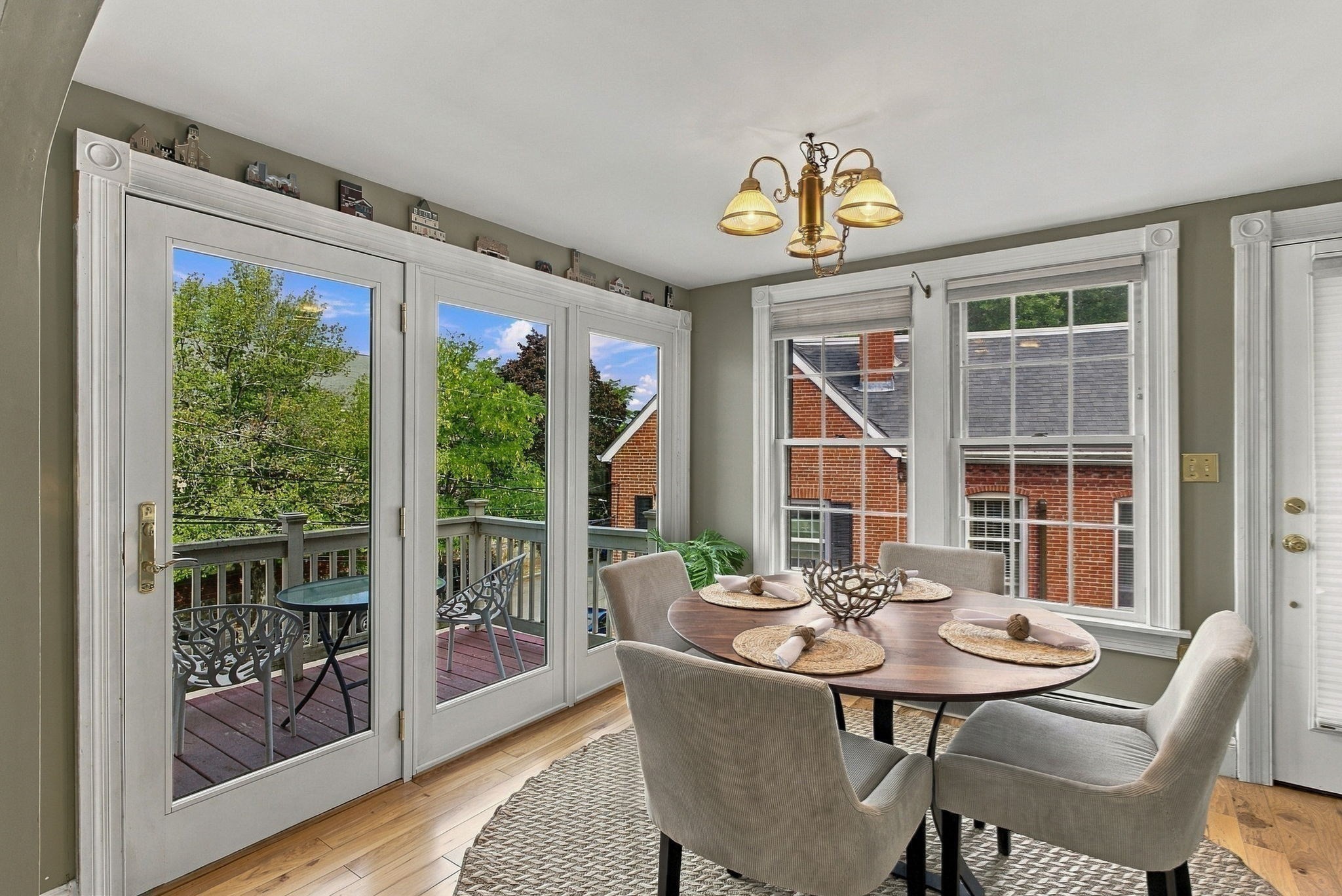 162 High St # B Property Photo 9