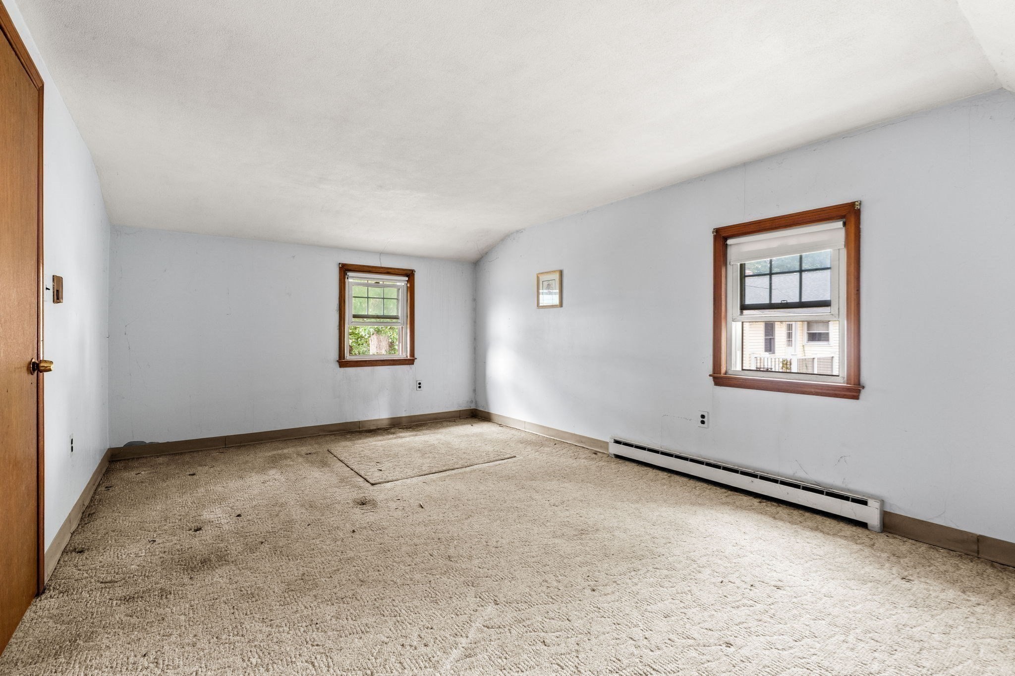 906 Boston Rd Property Photo 22