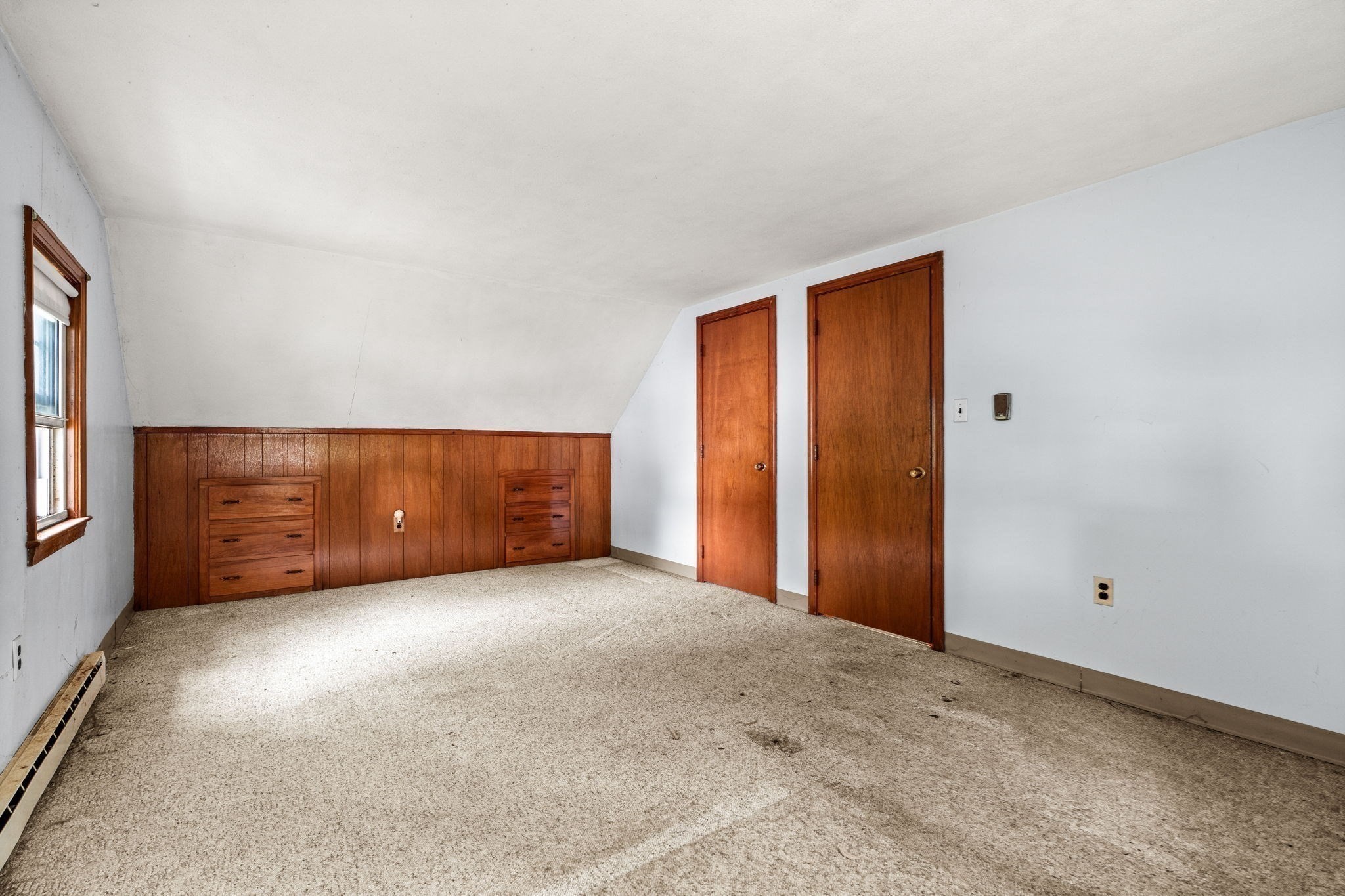 906 Boston Rd Property Photo 24