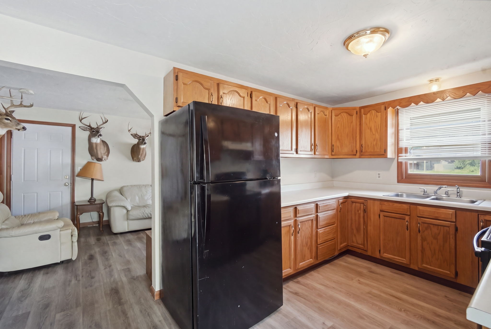 184 Main St Property Photo 33