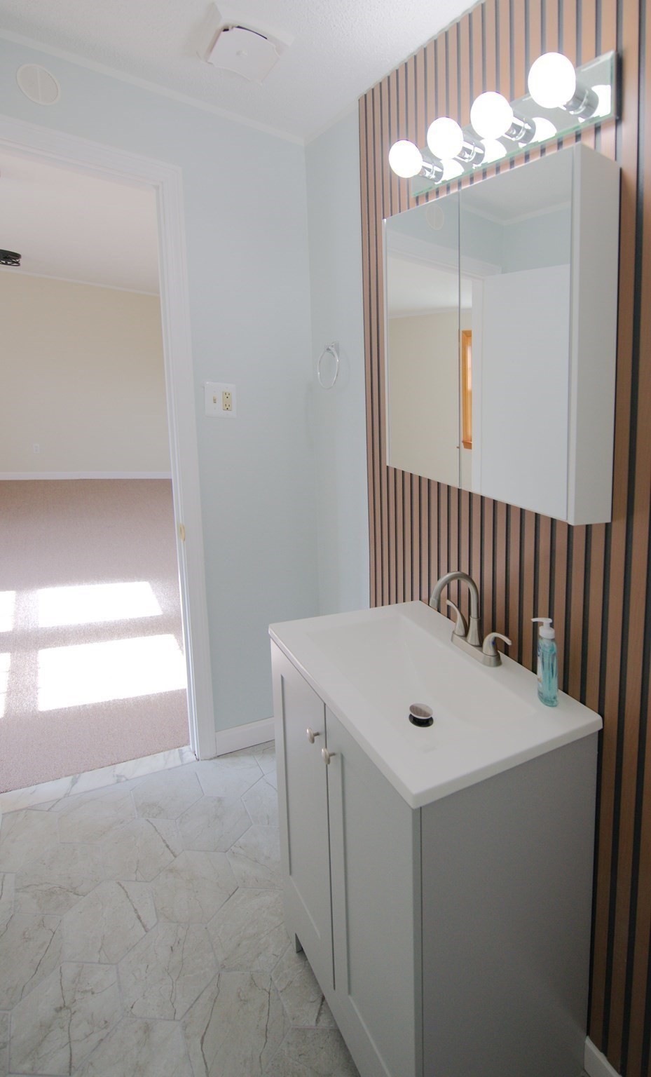180 Main Street # 29 Property Photo 14