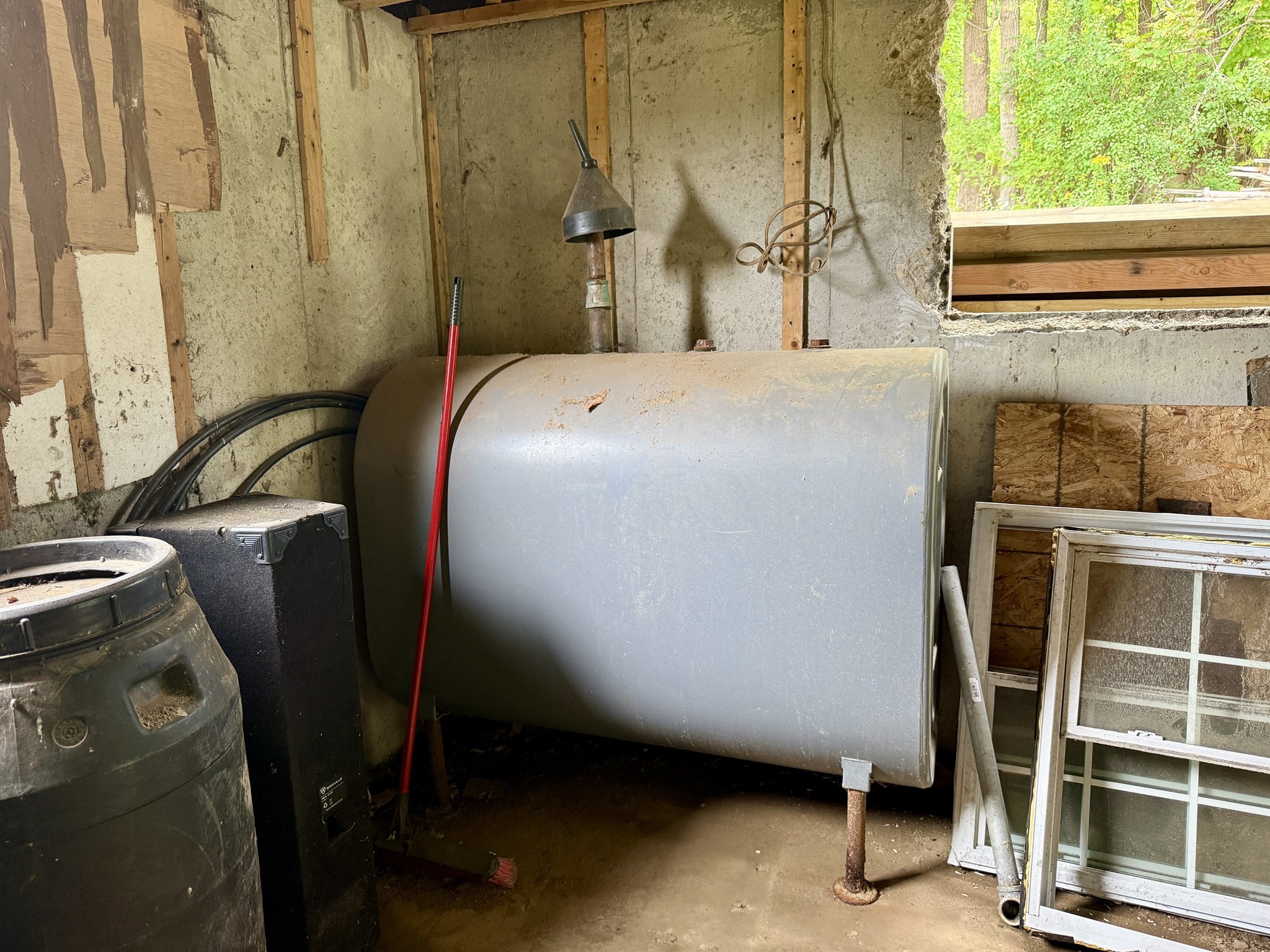 100 Bucklin Rd Property Photo 12