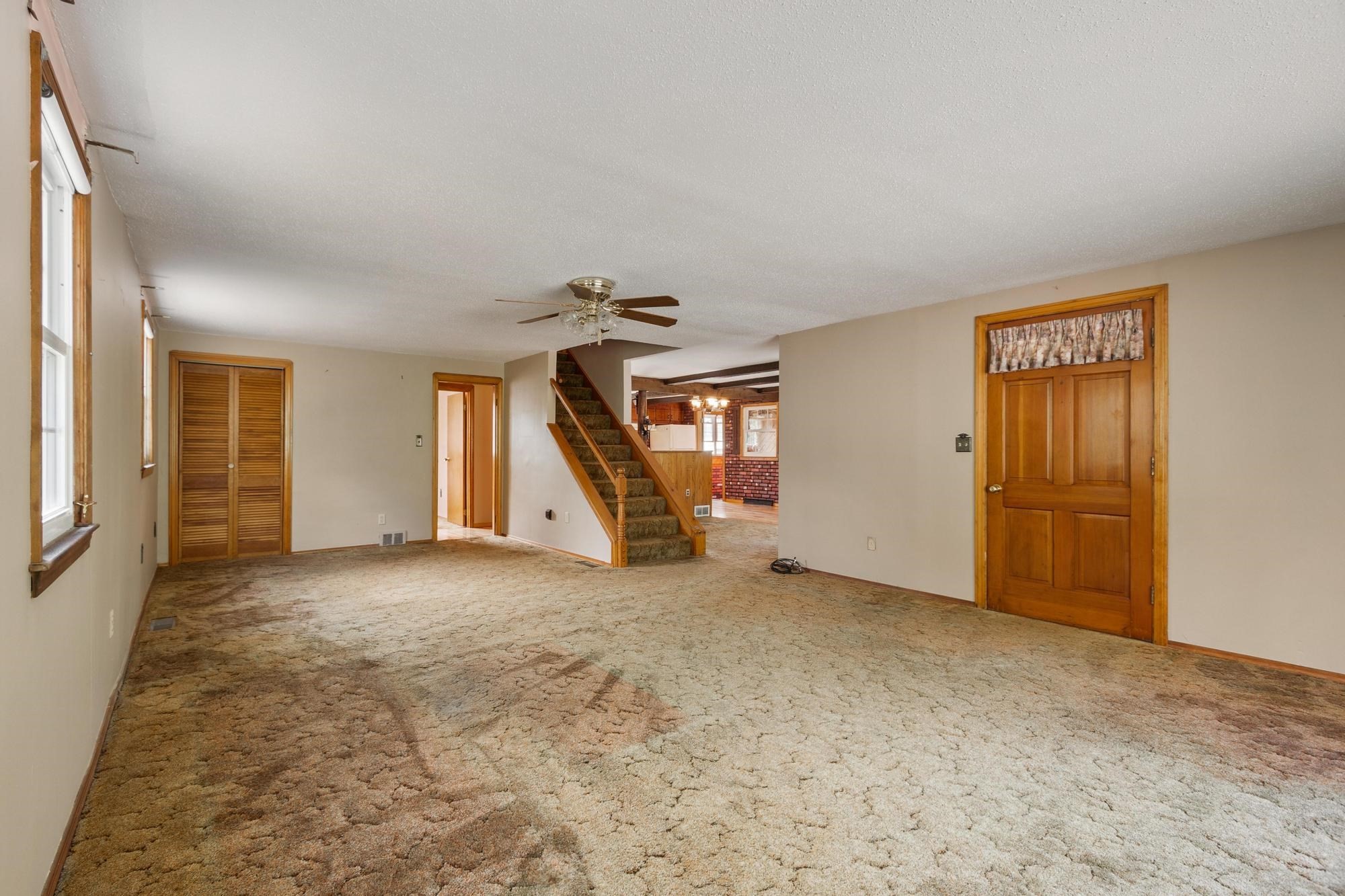 82 Russell St Property Photo 17
