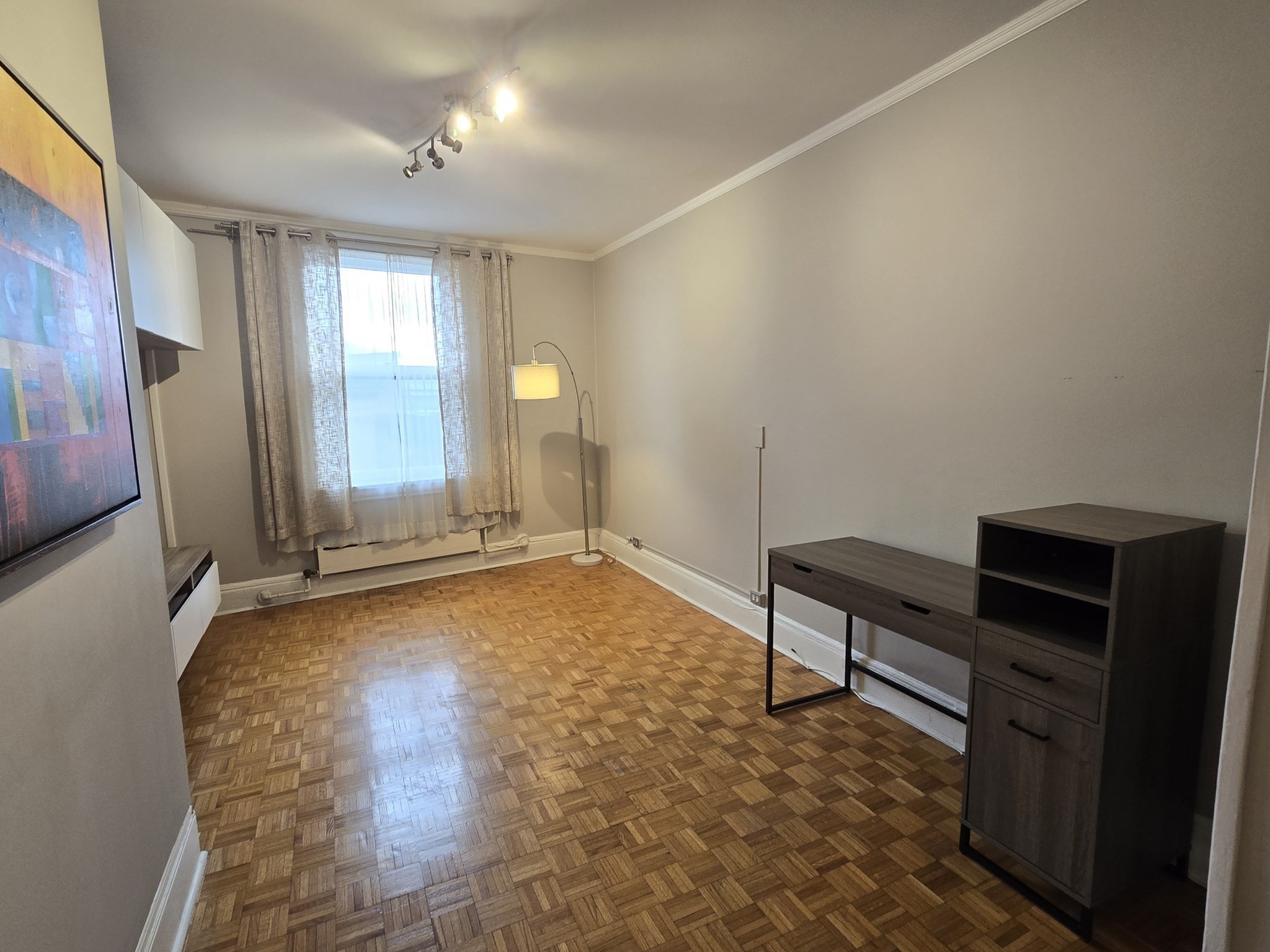 21 Beacon Street # 10 Property Photo 9
