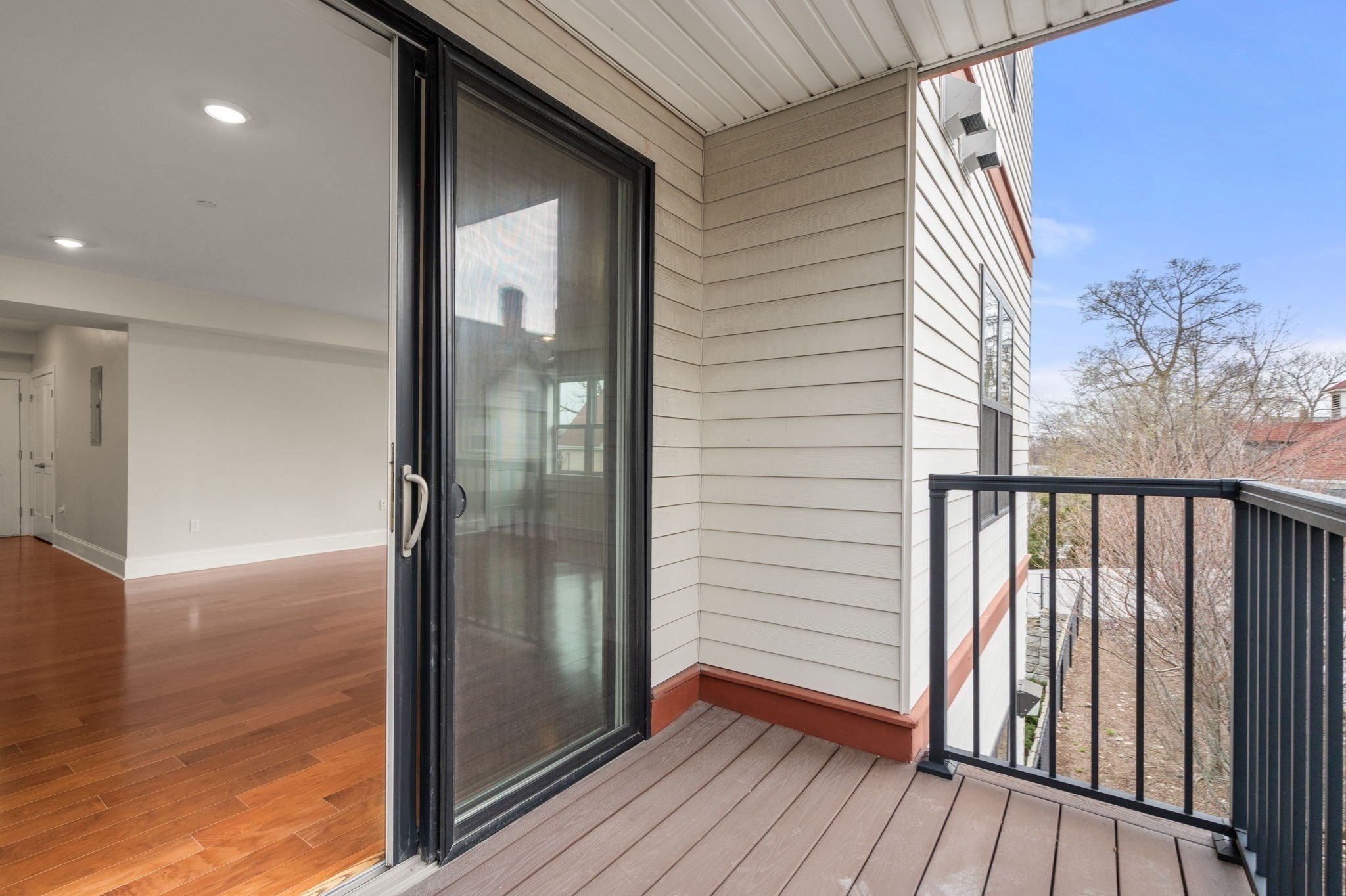 32 Gilson Rd # 3 Property Photo 12