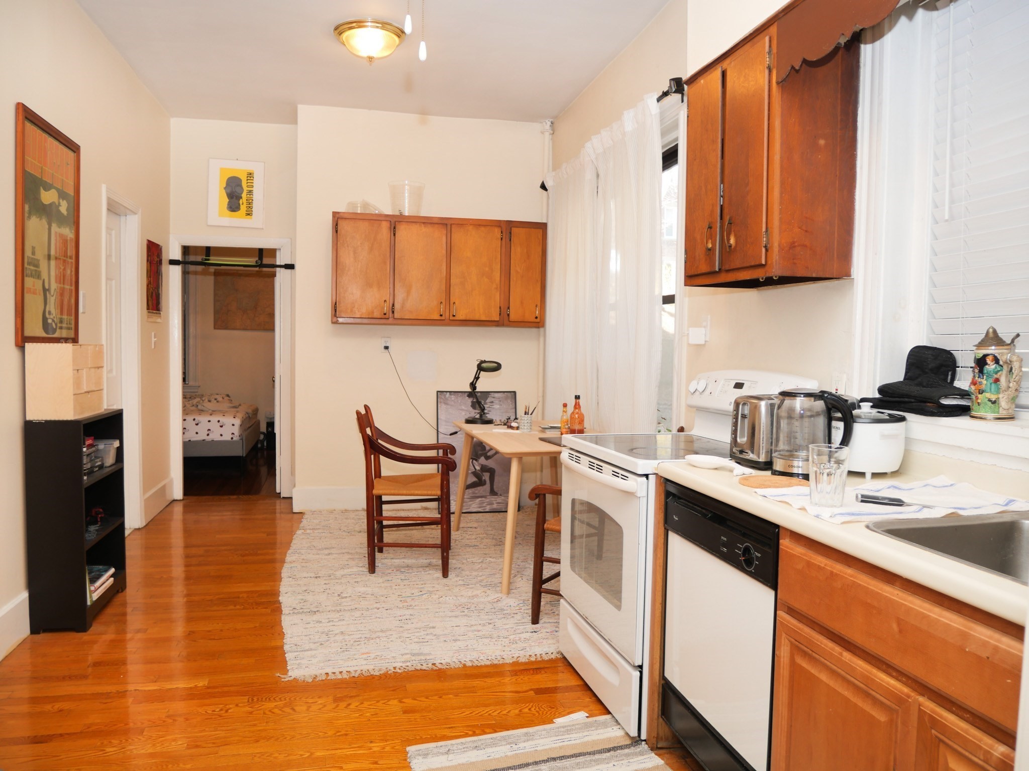 1482 Beacon # 16 Property Photo 1