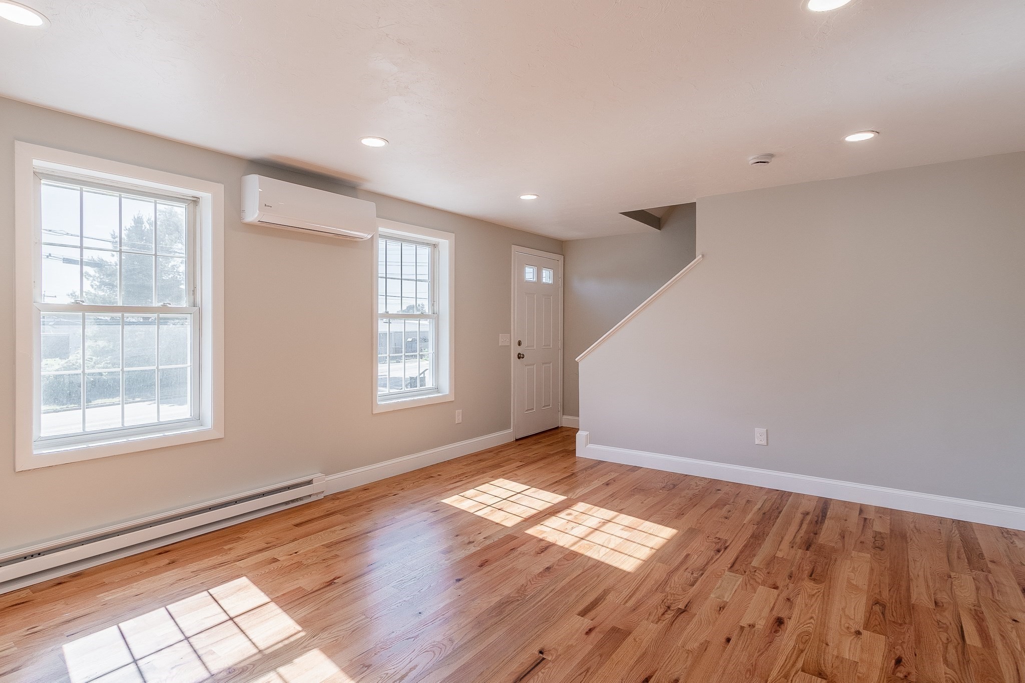 32b Boylston Street Property Photo 4