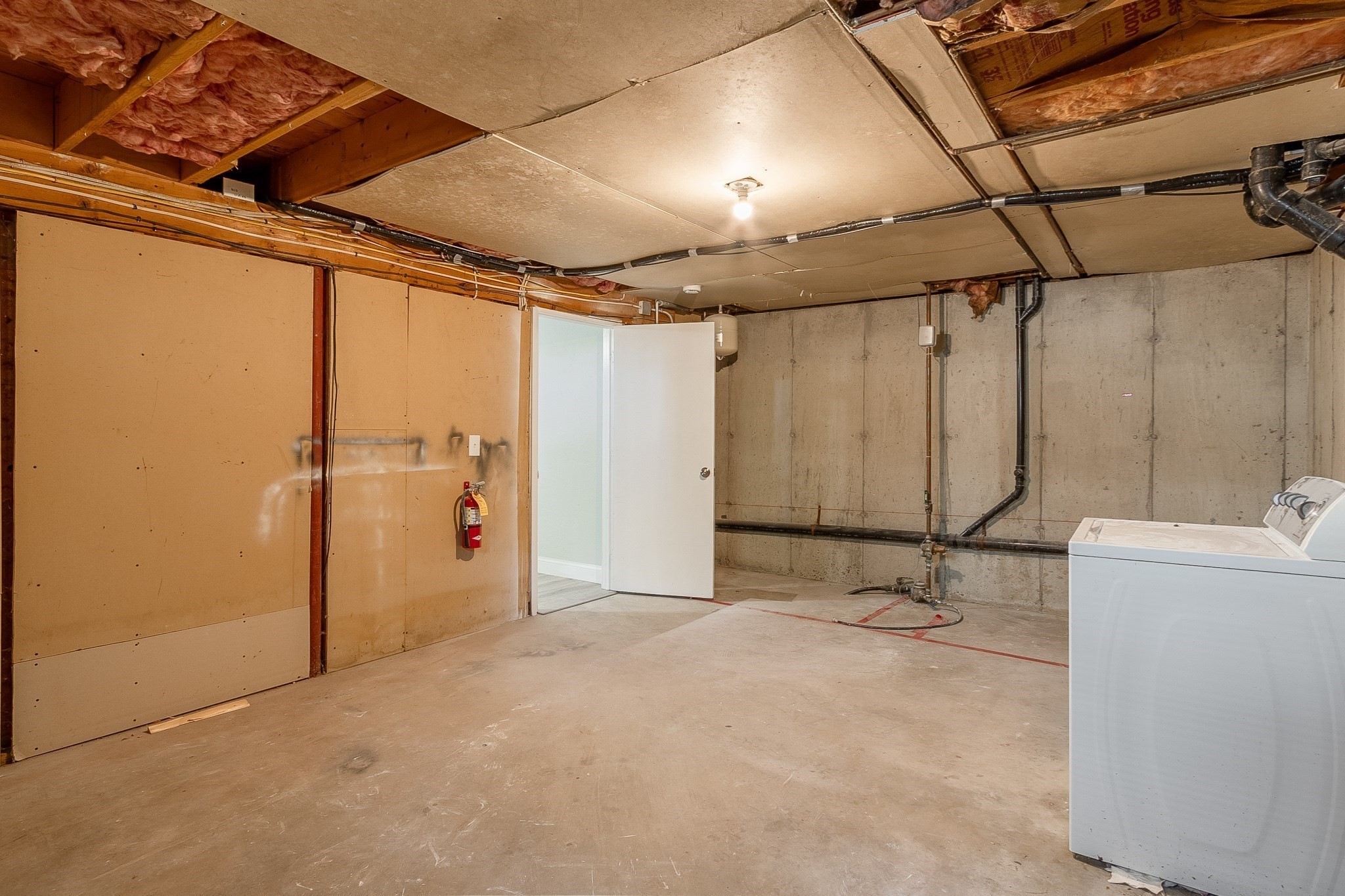 32b Boylston Street Property Photo 23
