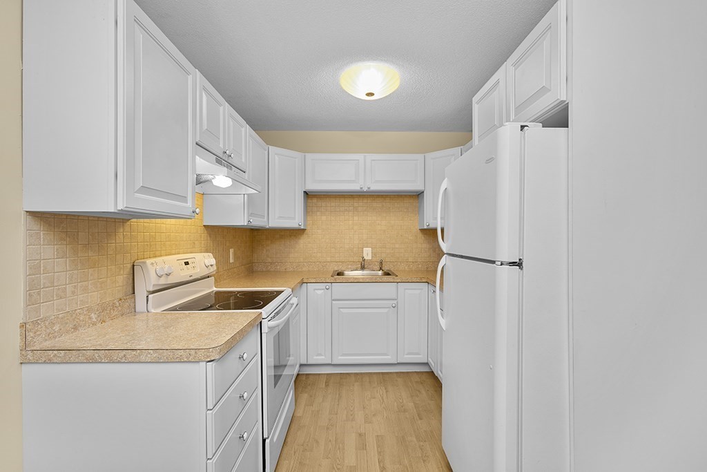 219 Rock St # G2 Property Photo 2