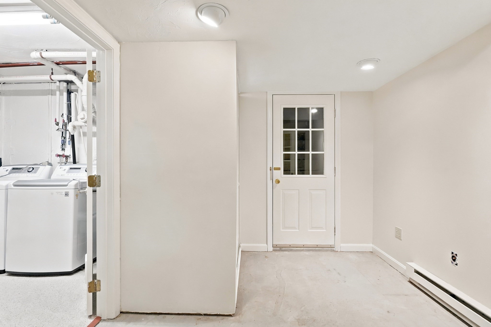4 Erick Road # 102 Property Photo 12