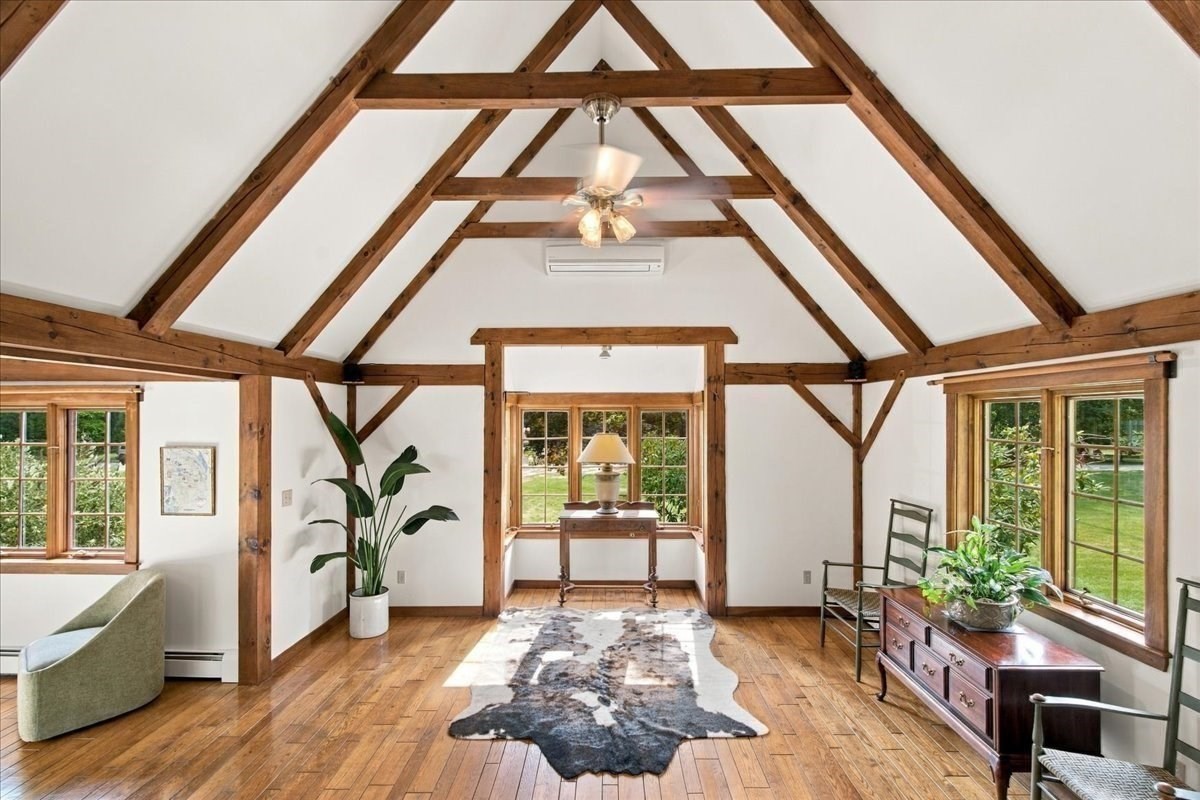 128 West Street Property Photo 1
