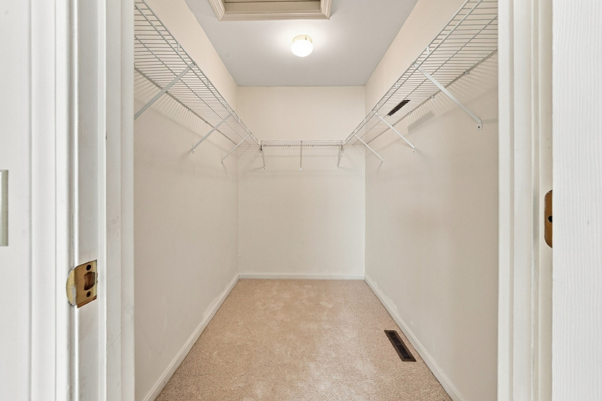 41 Juniperwood Dr Property Photo 16