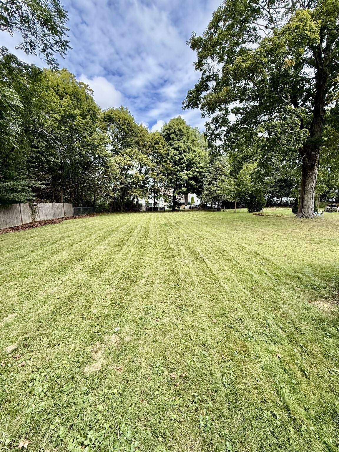 12 Madison St Property Photo 9