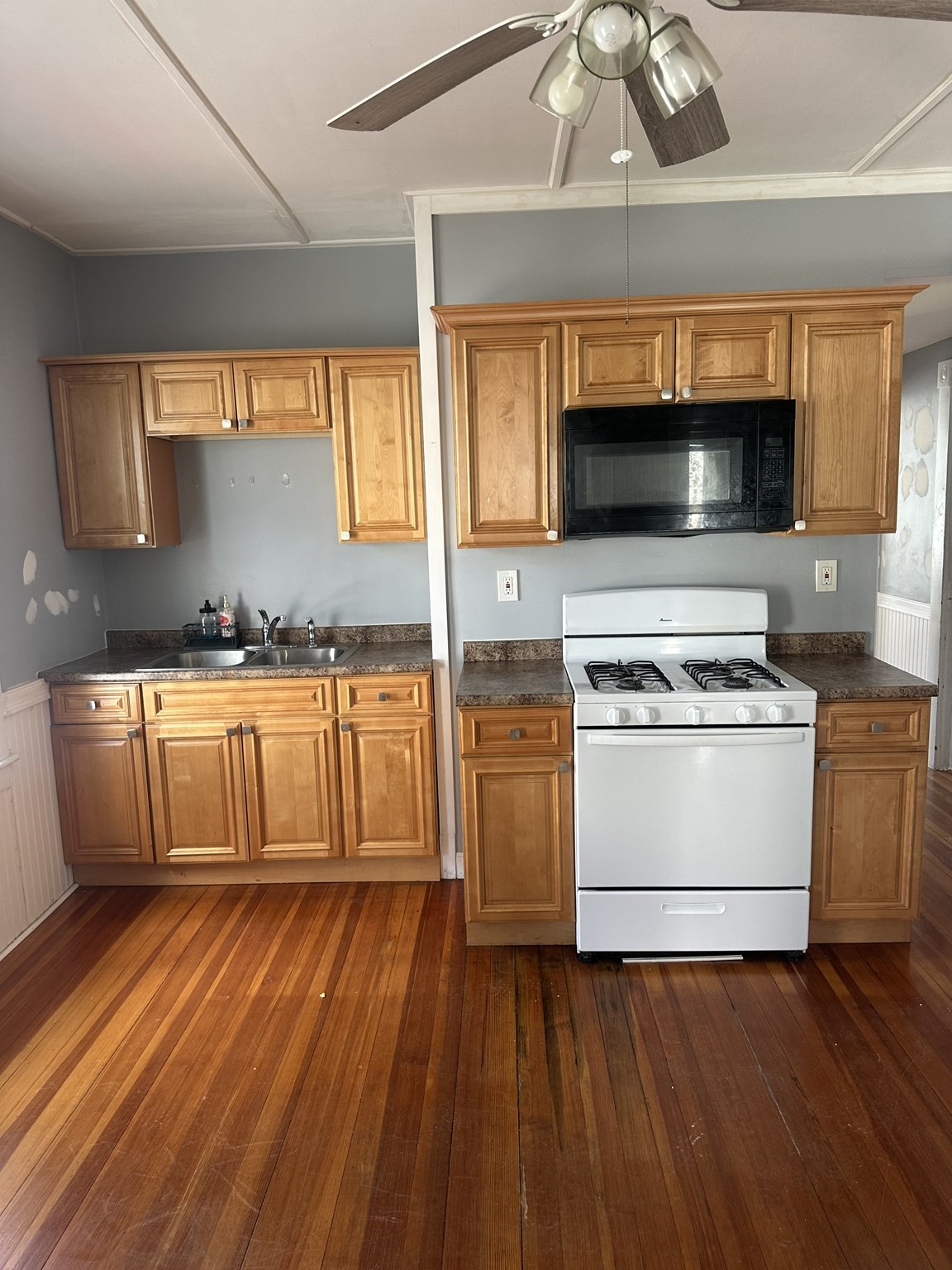 1-3 Social St Property Photo 9