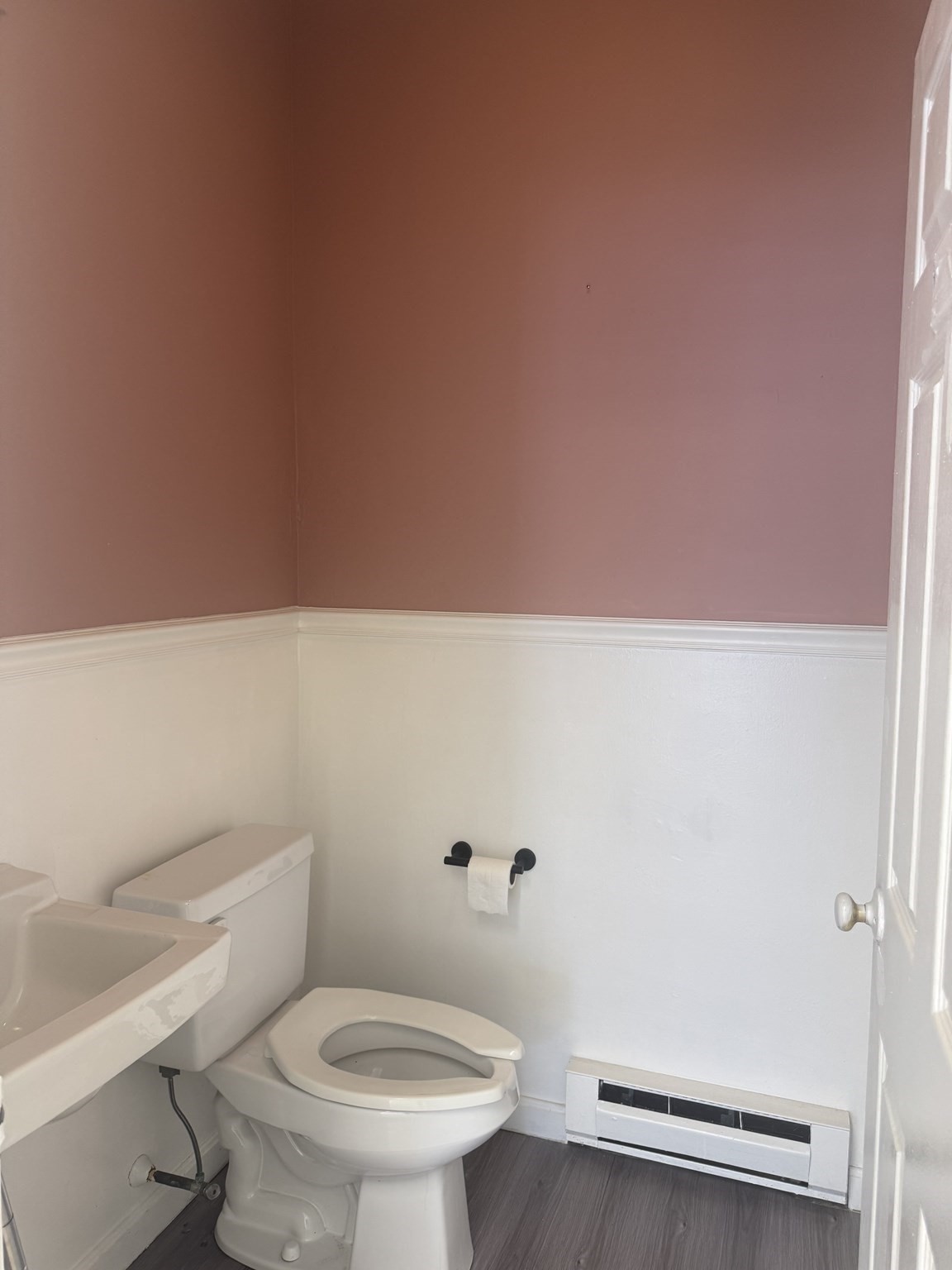 569 Main Street # 1 Property Photo 6
