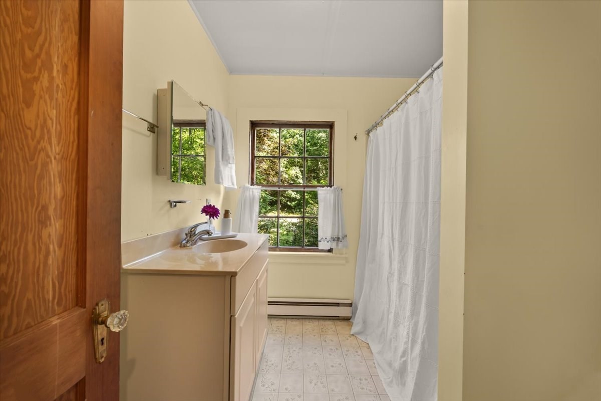 89 F R Lillie Property Photo 13