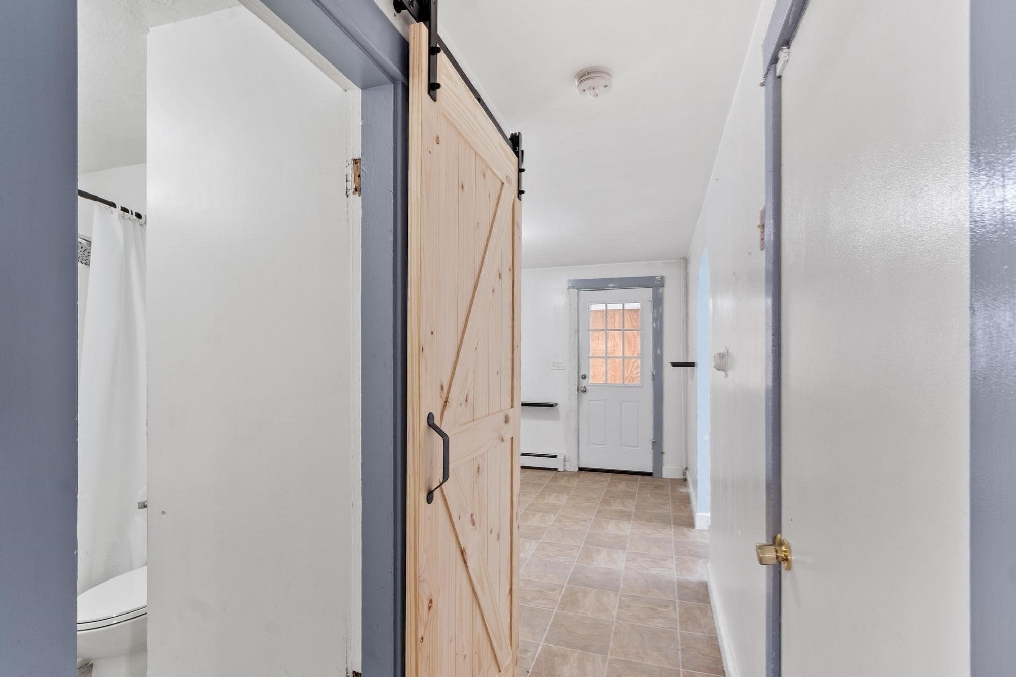 368 Litchfield St Property Photo 14