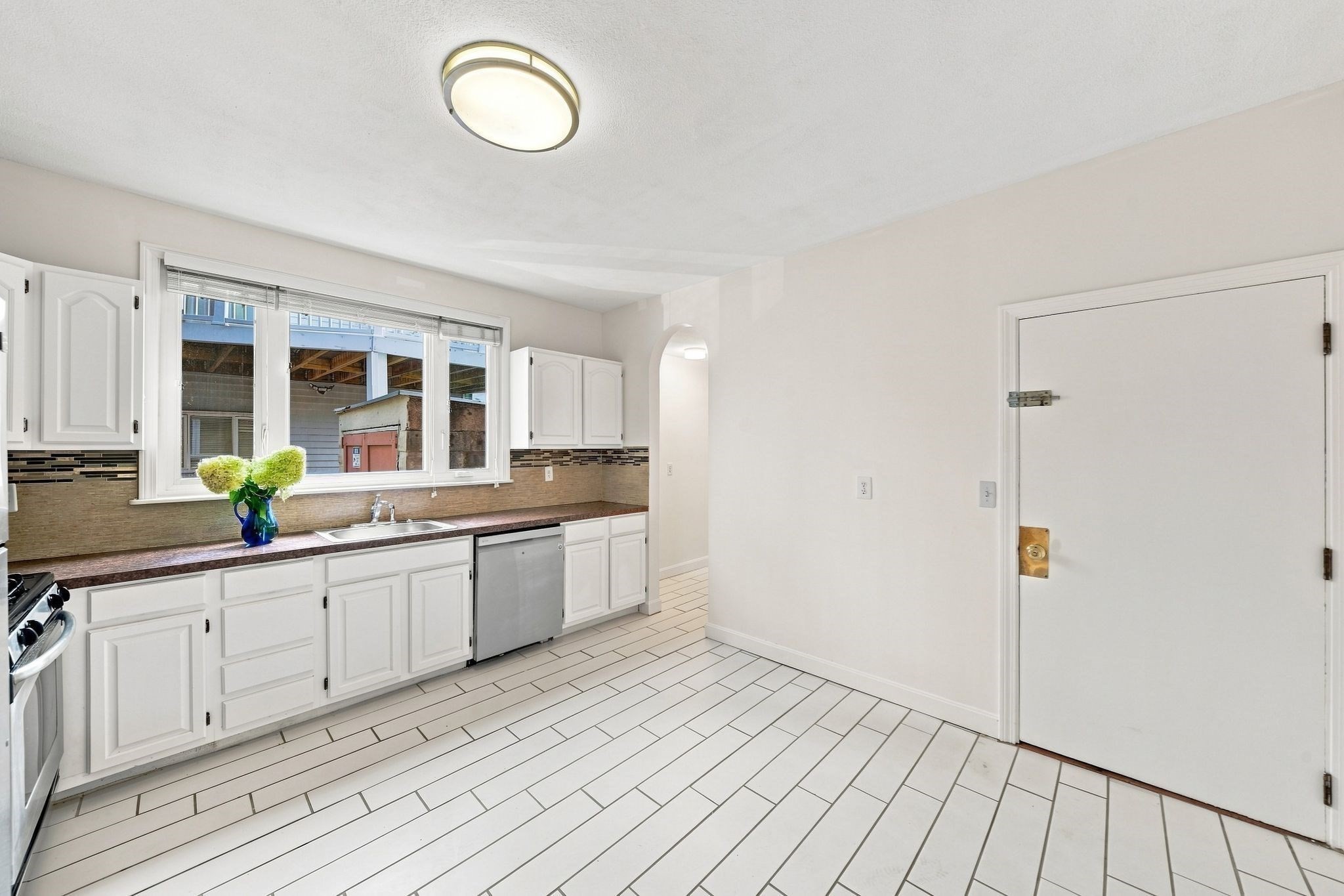13 Knowlton St Property Photo 9