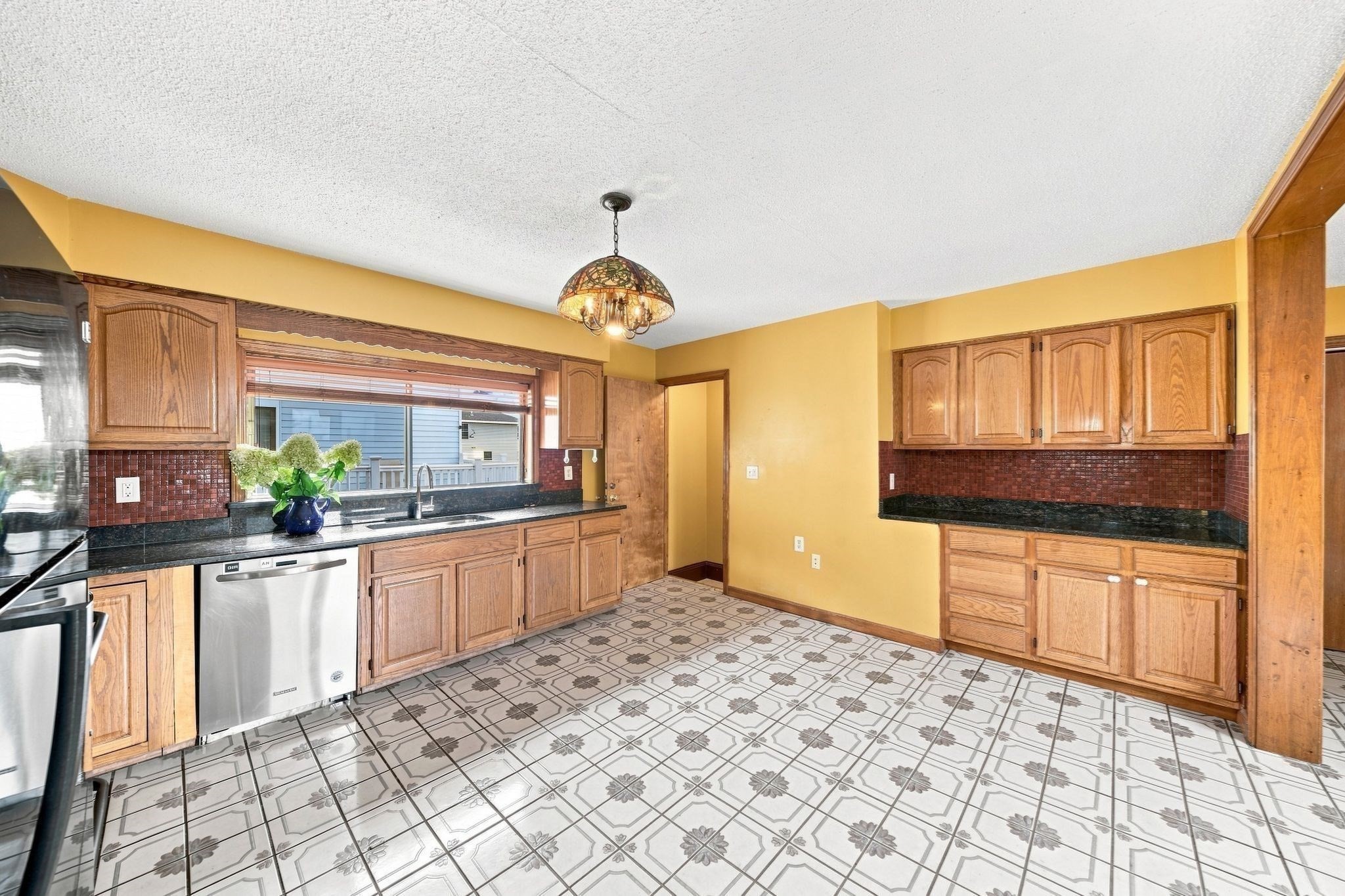 13 Knowlton St Property Photo 24