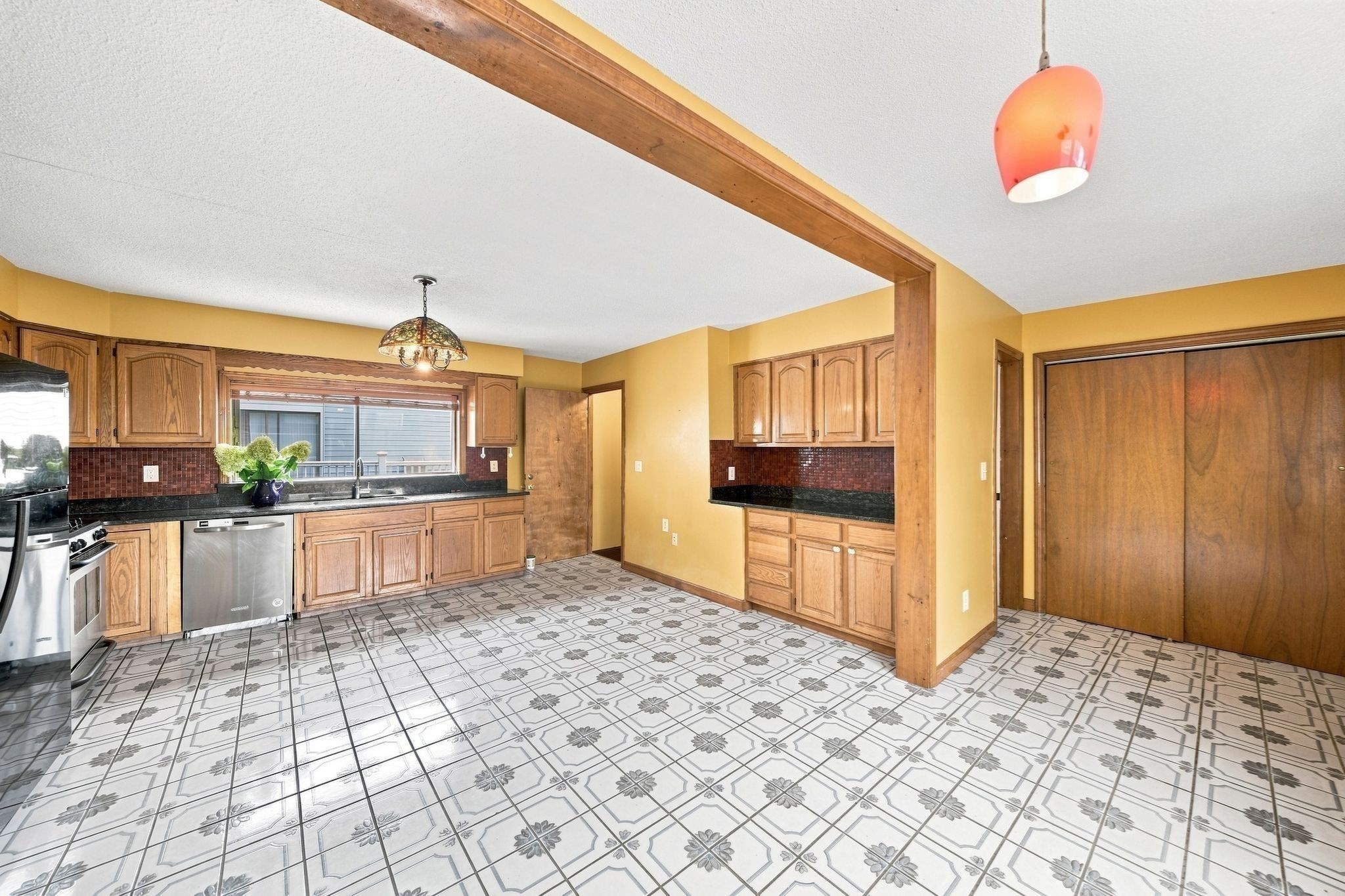 13 Knowlton St Property Photo 25