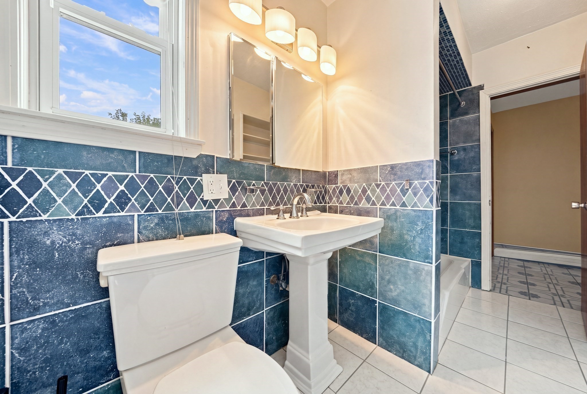 13 Knowlton St Property Photo 27