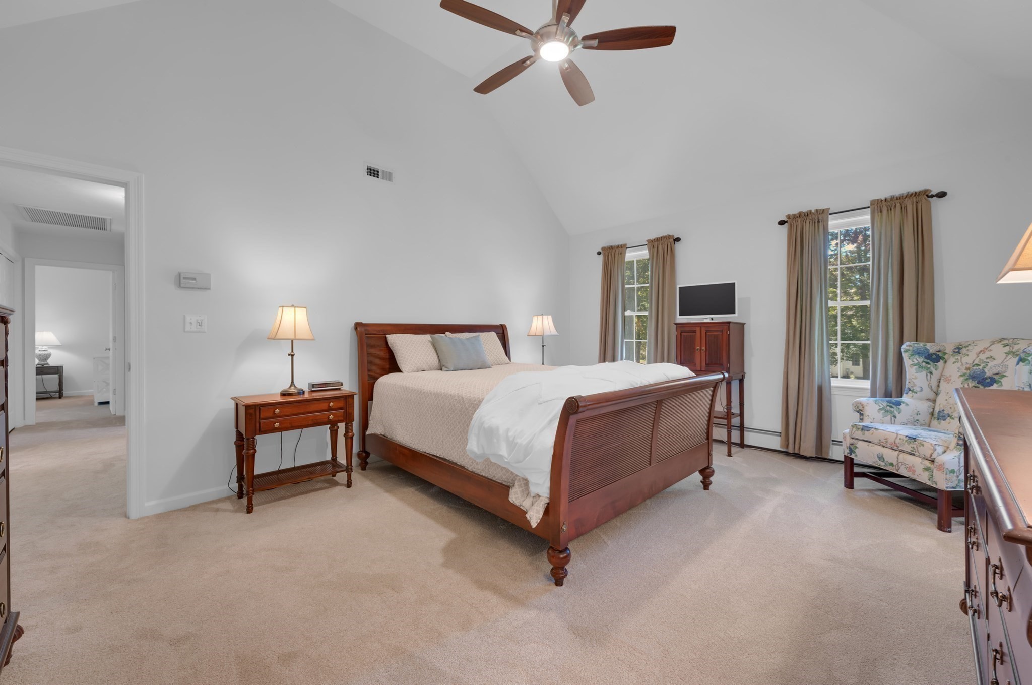 14 Old Towne Way Property Photo 23