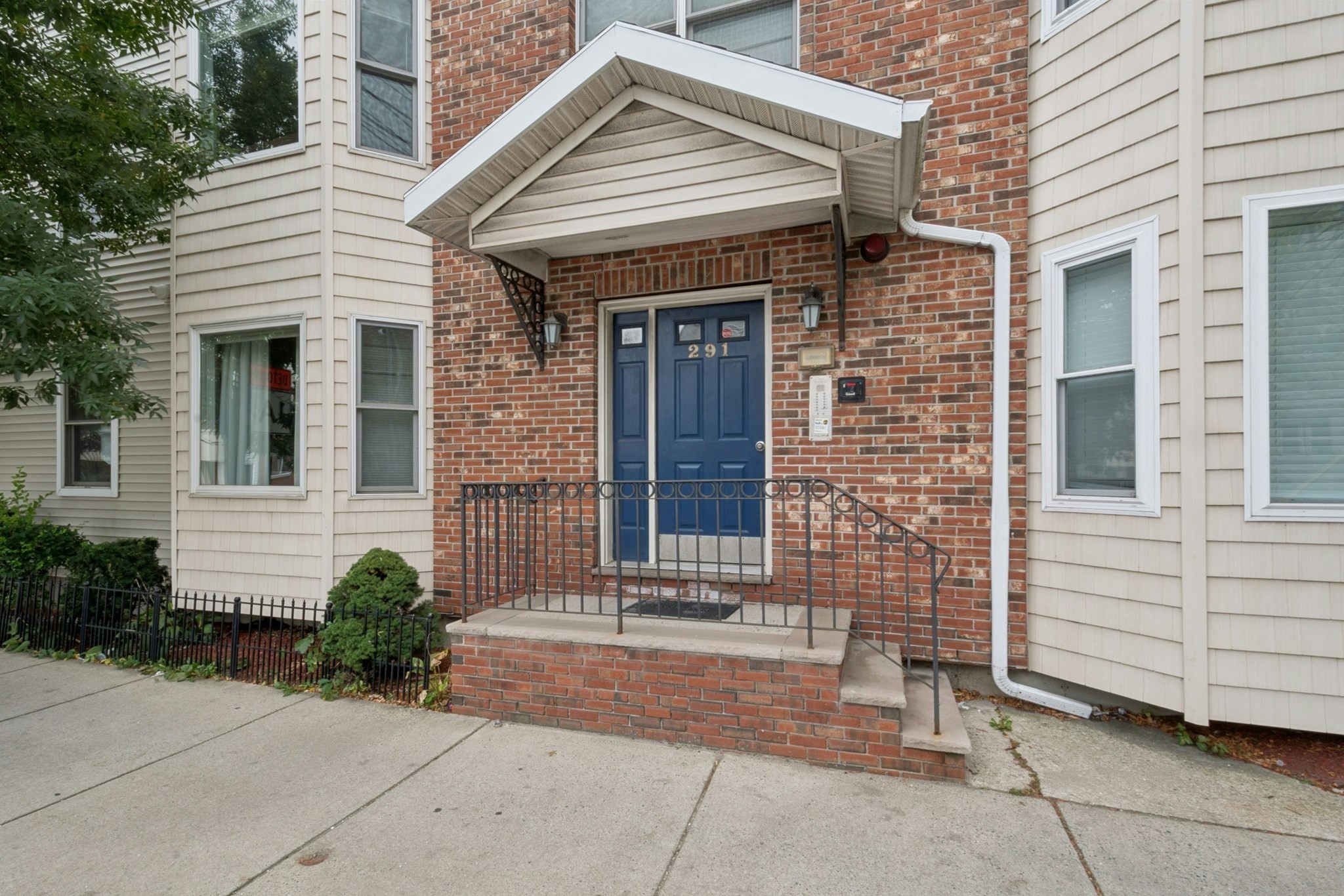 291 Revere Street # 7 Property Photo 5