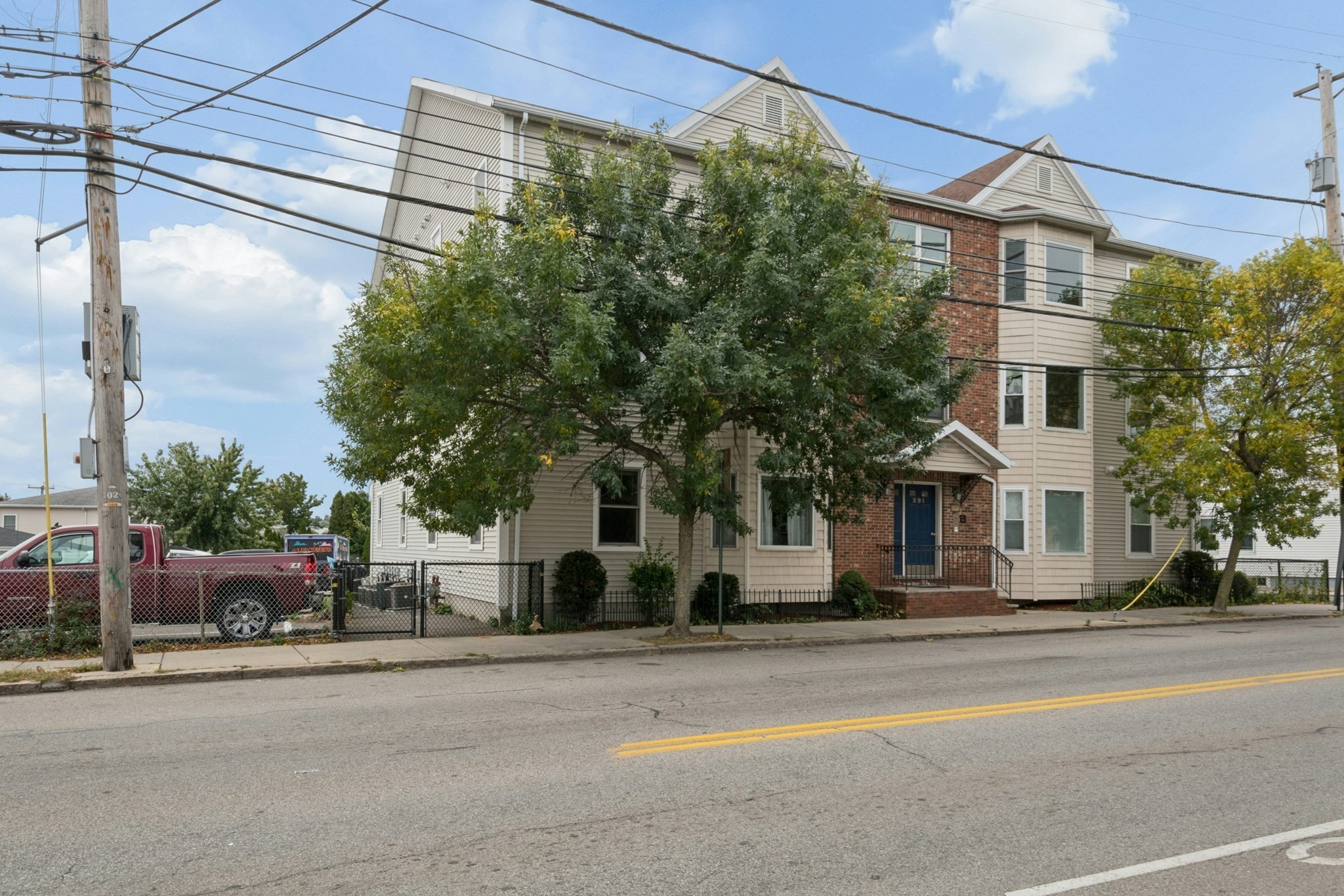 291 Revere Street # 7 Property Photo 6