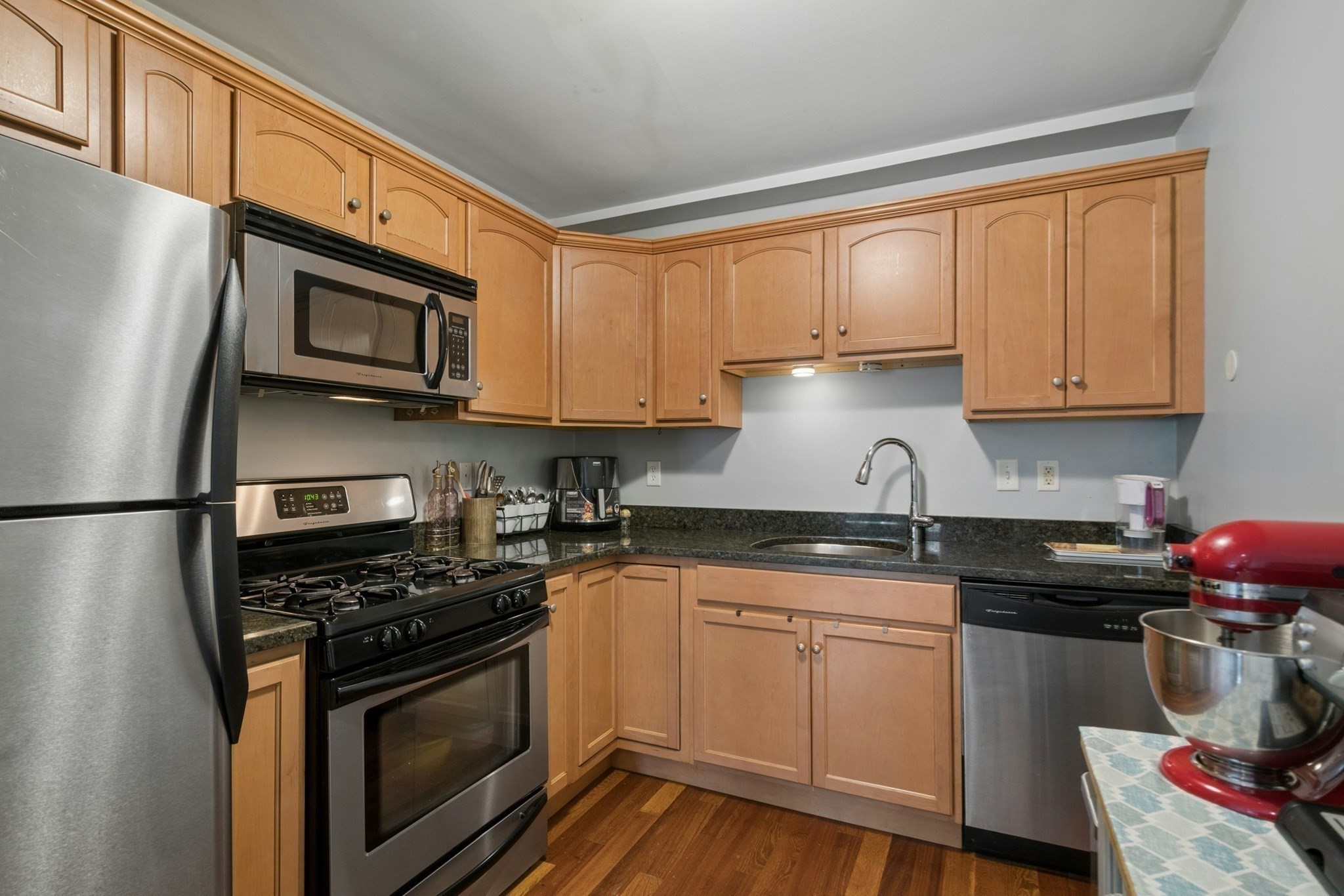 291 Revere Street # 7 Property Photo 16