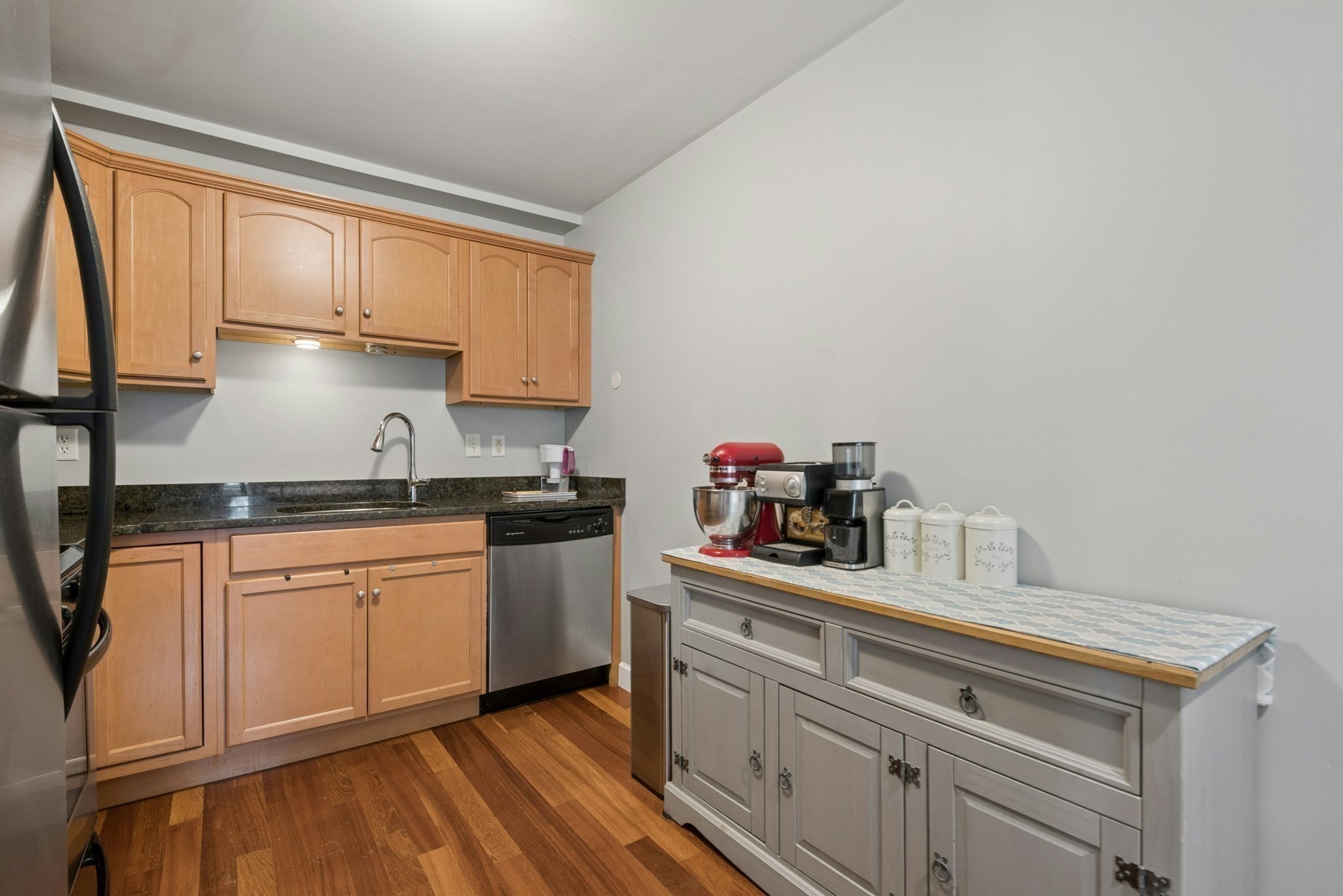 291 Revere Street # 7 Property Photo 17