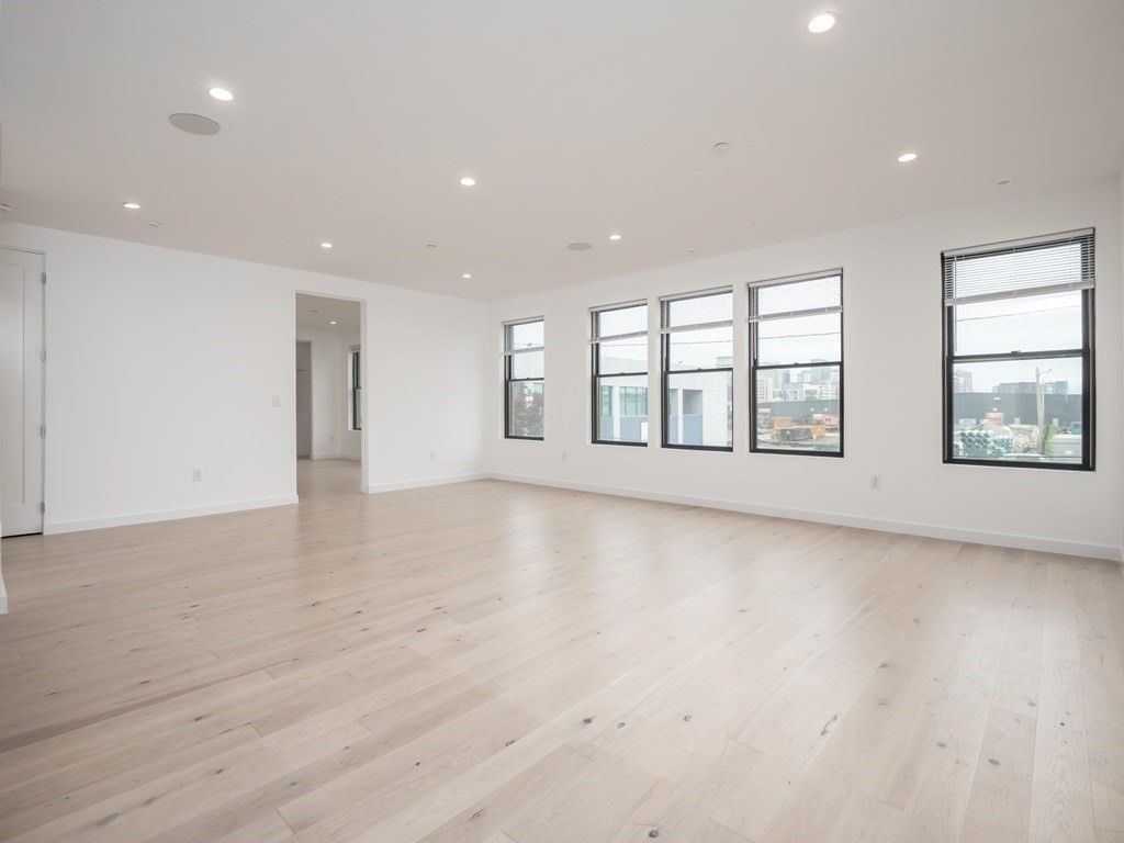 340 West 2nd Street # 9 Property Photo 5