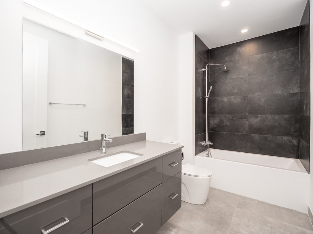 340 West 2nd Street # 9 Property Photo 13