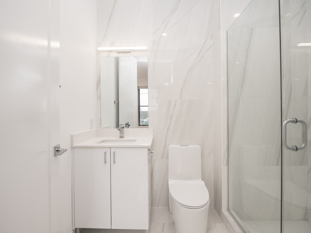 340 West 2nd Street # 9 Property Photo 14