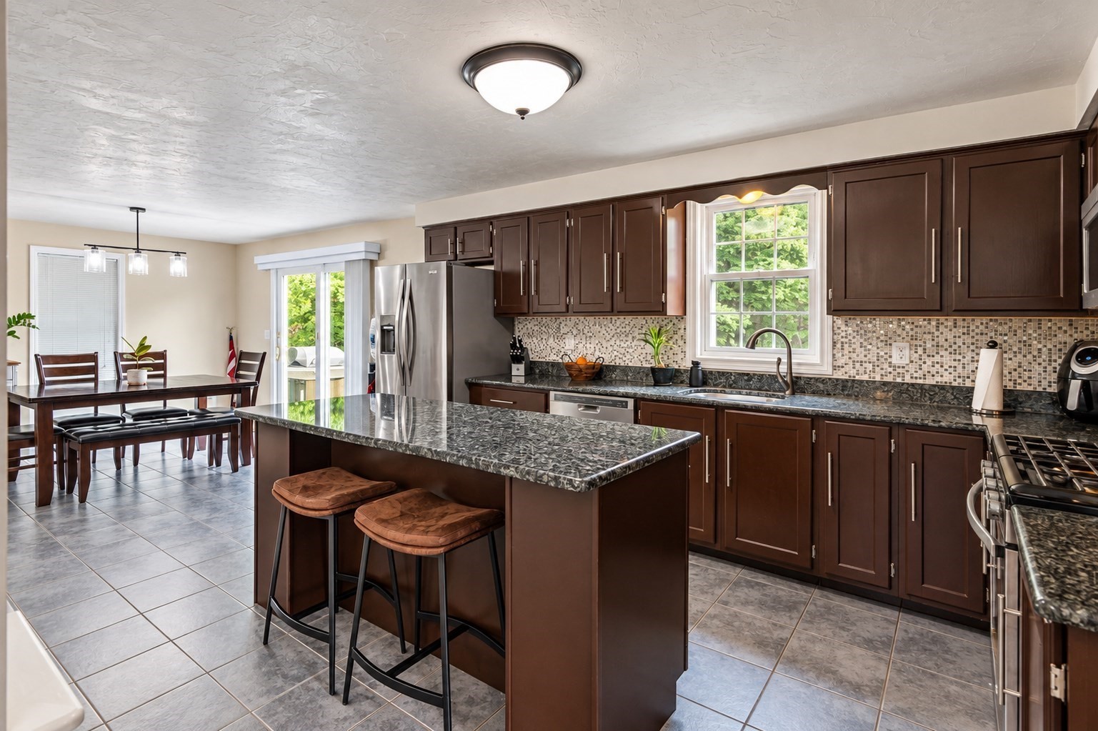 538 Pike Avenue Property Photo 6