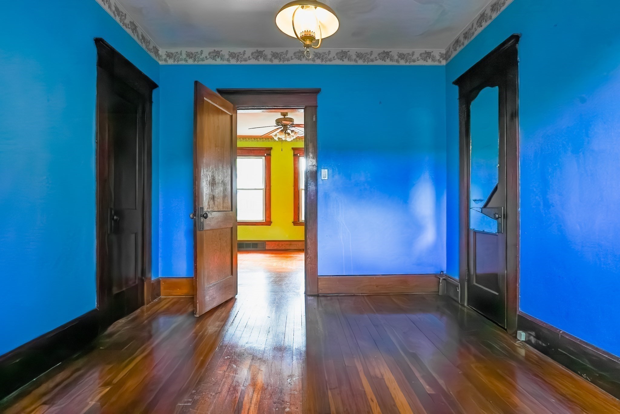 228 Brook St Property Photo 11