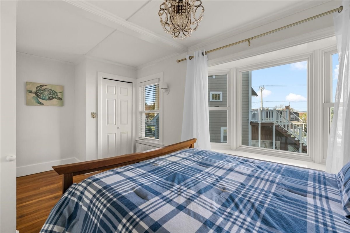 6 Roosevelt Ave Property Photo 14