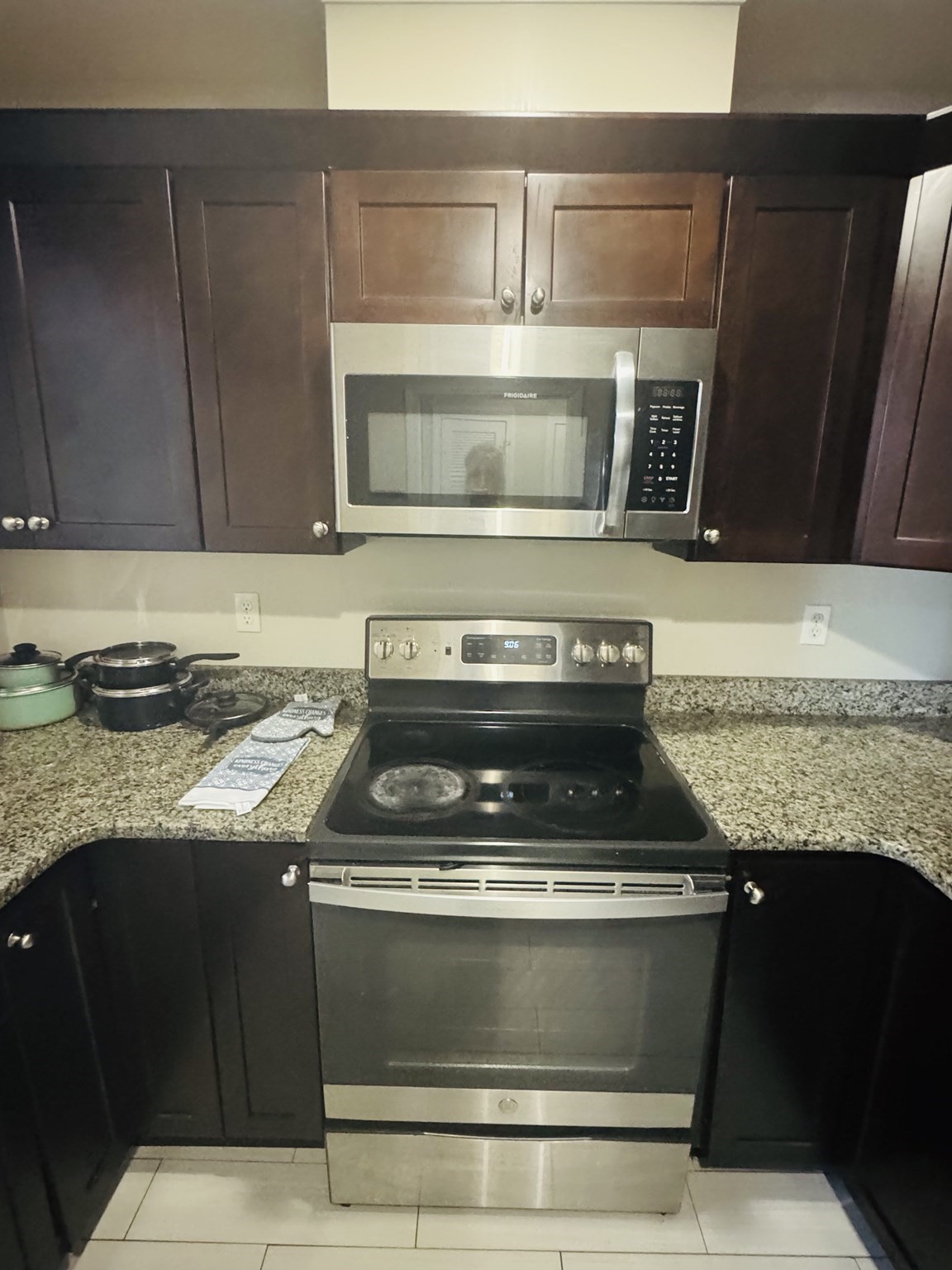4d Marc Dr. # 5 Property Photo 3