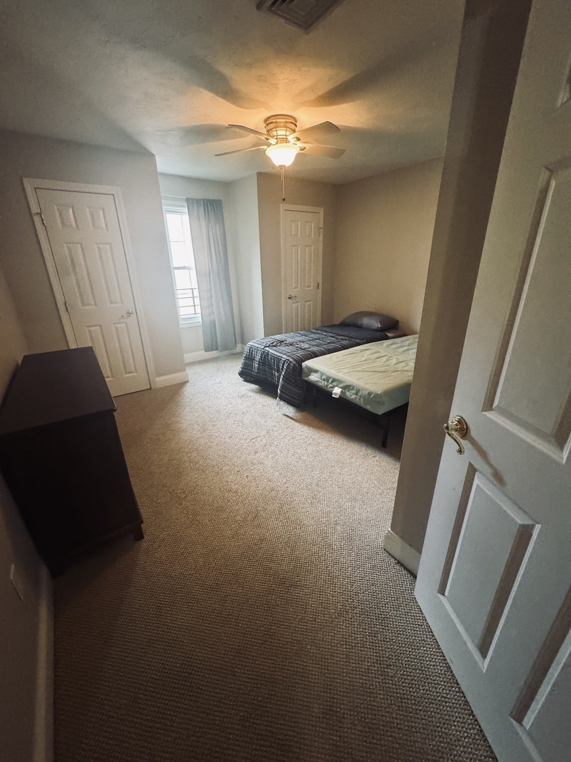 4d Marc Dr. # 5 Property Photo 22