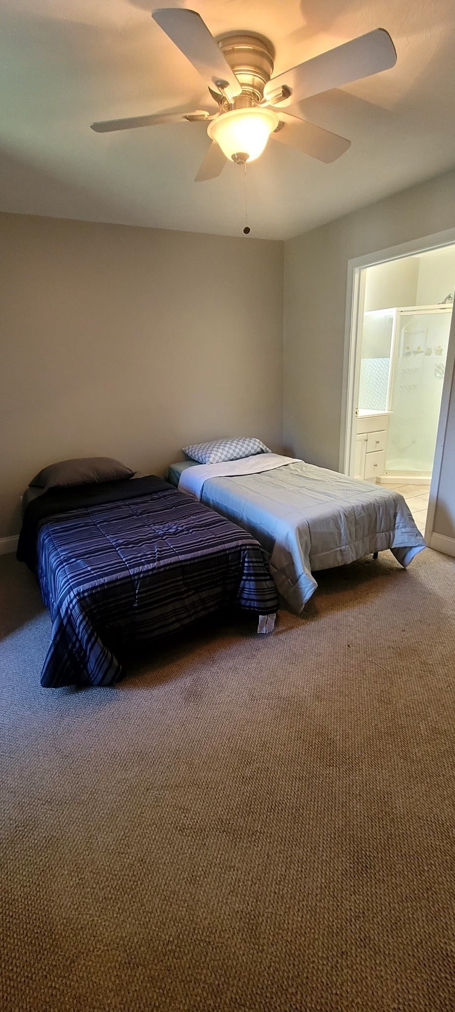 4d Marc Dr. # 5 Property Photo 23