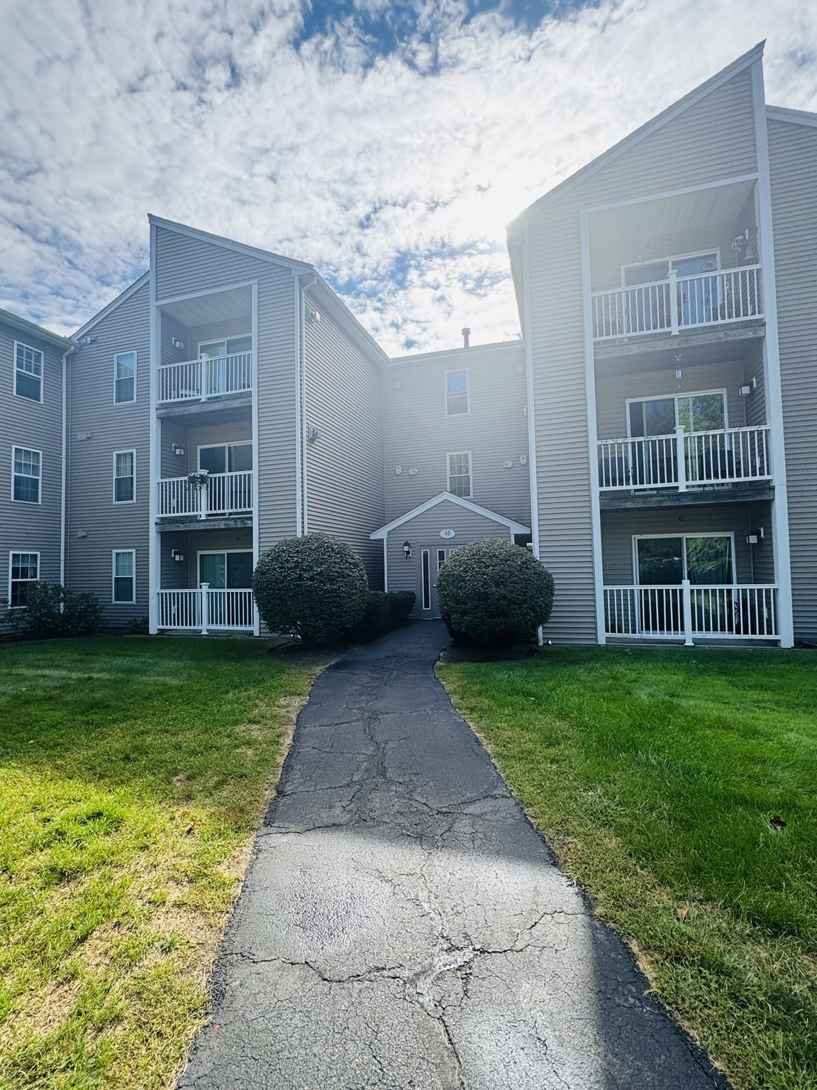 4d Marc Dr. # 5 Property Photo 34