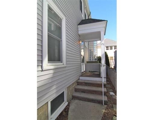 25 Saint Clements # 2 Property Photo 3