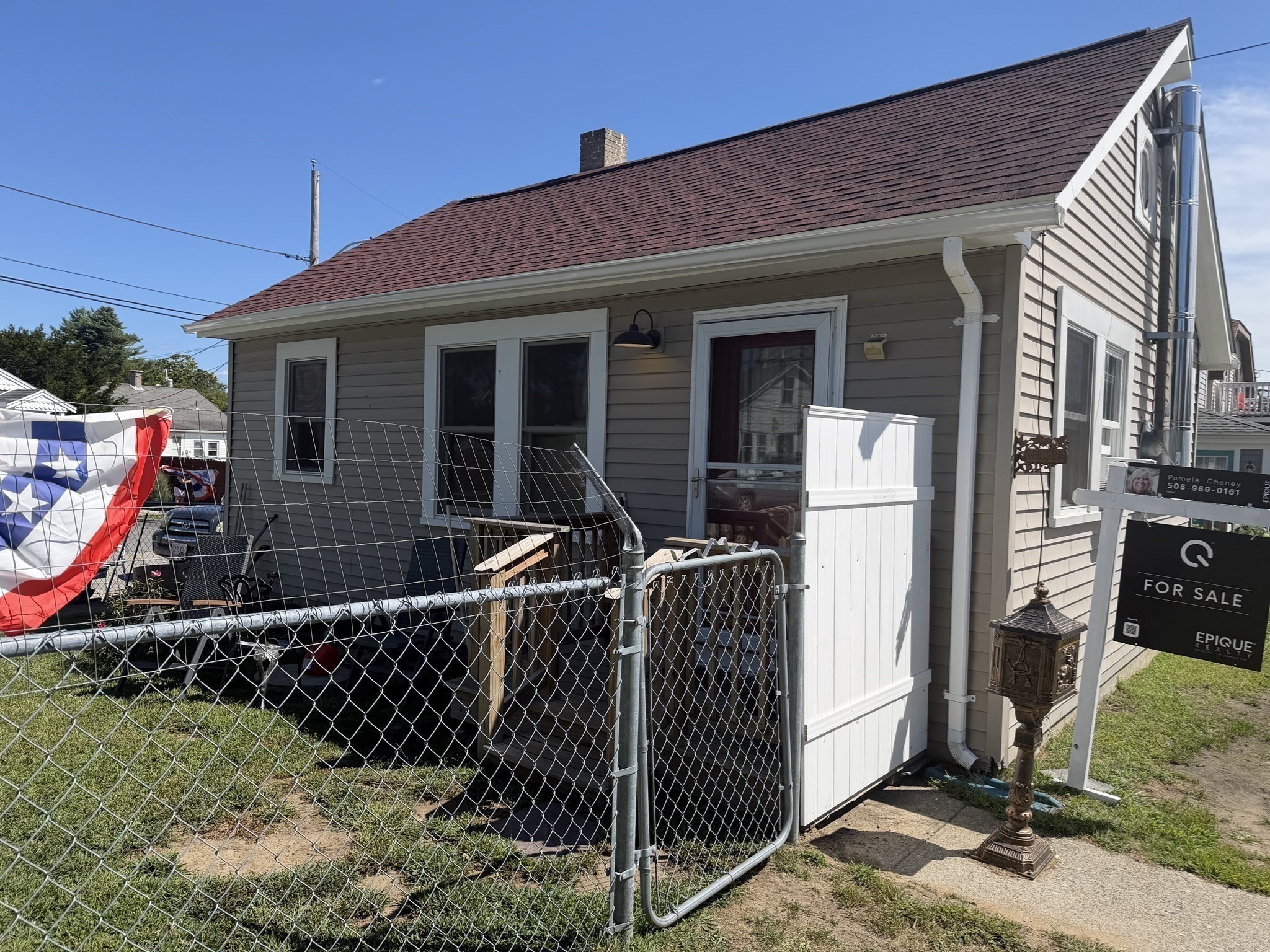 107 Bluff Ave Property Photo 2