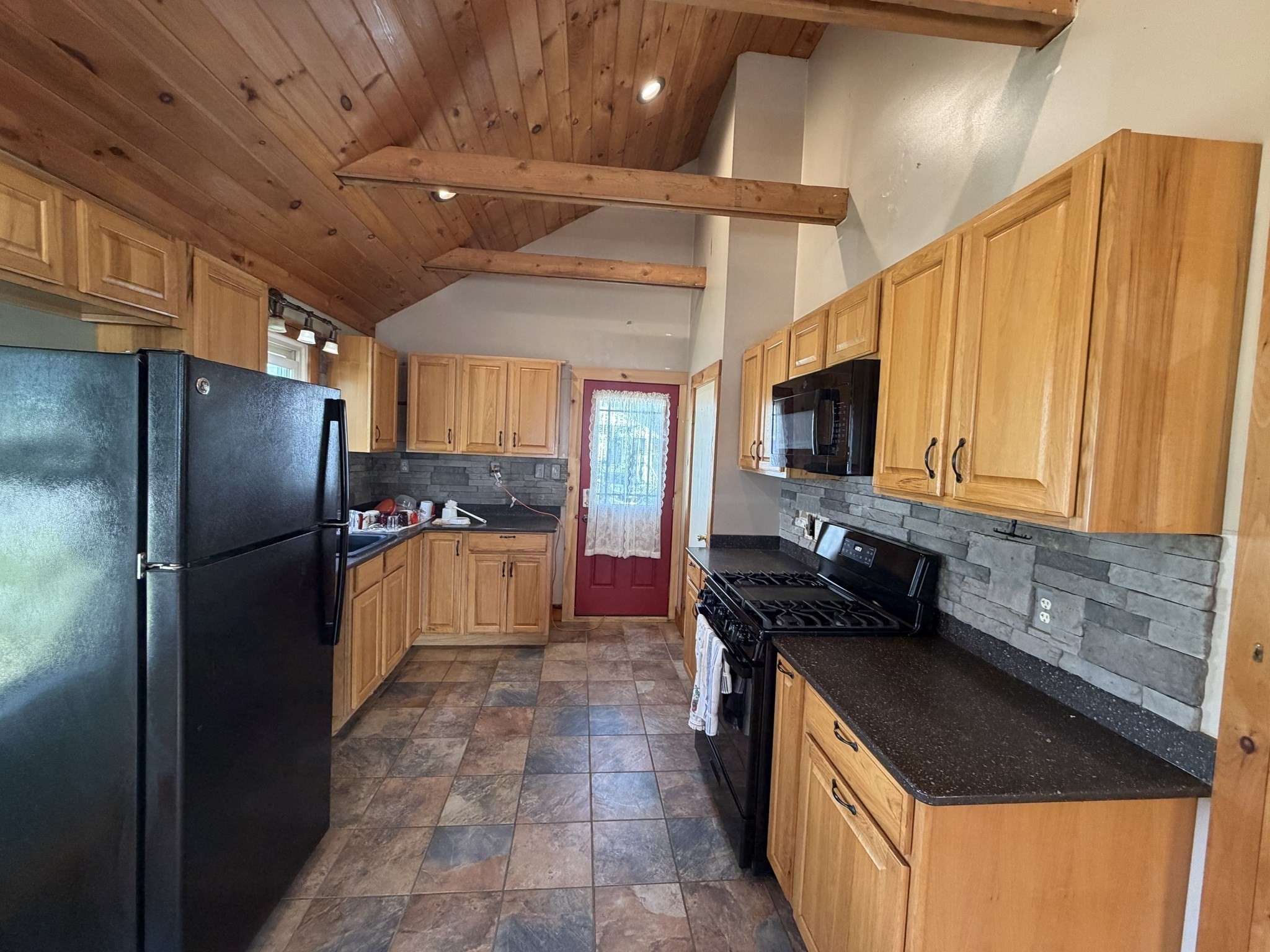 107 Bluff Ave Property Photo 8