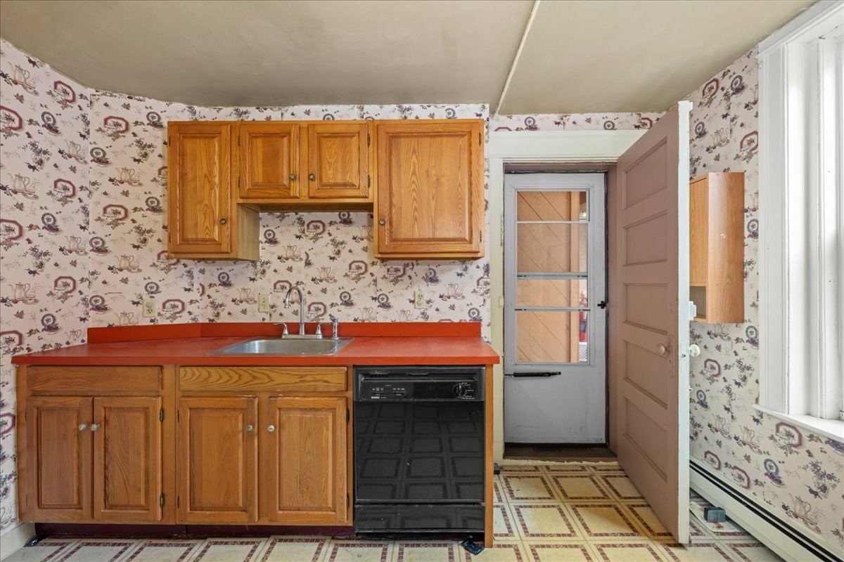 6 Chatham Pl # 8 Property Photo 11