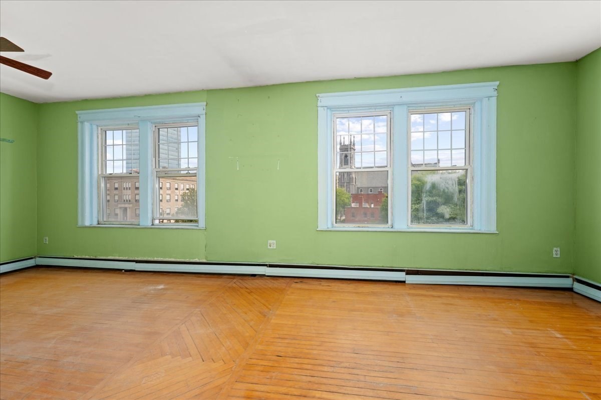 6 Chatham Pl # 8 Property Photo 12