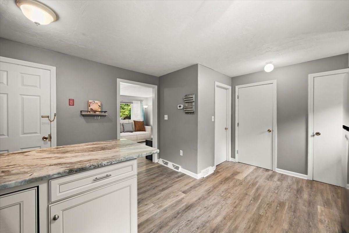 102 S Washington St # 2 Property Photo 6