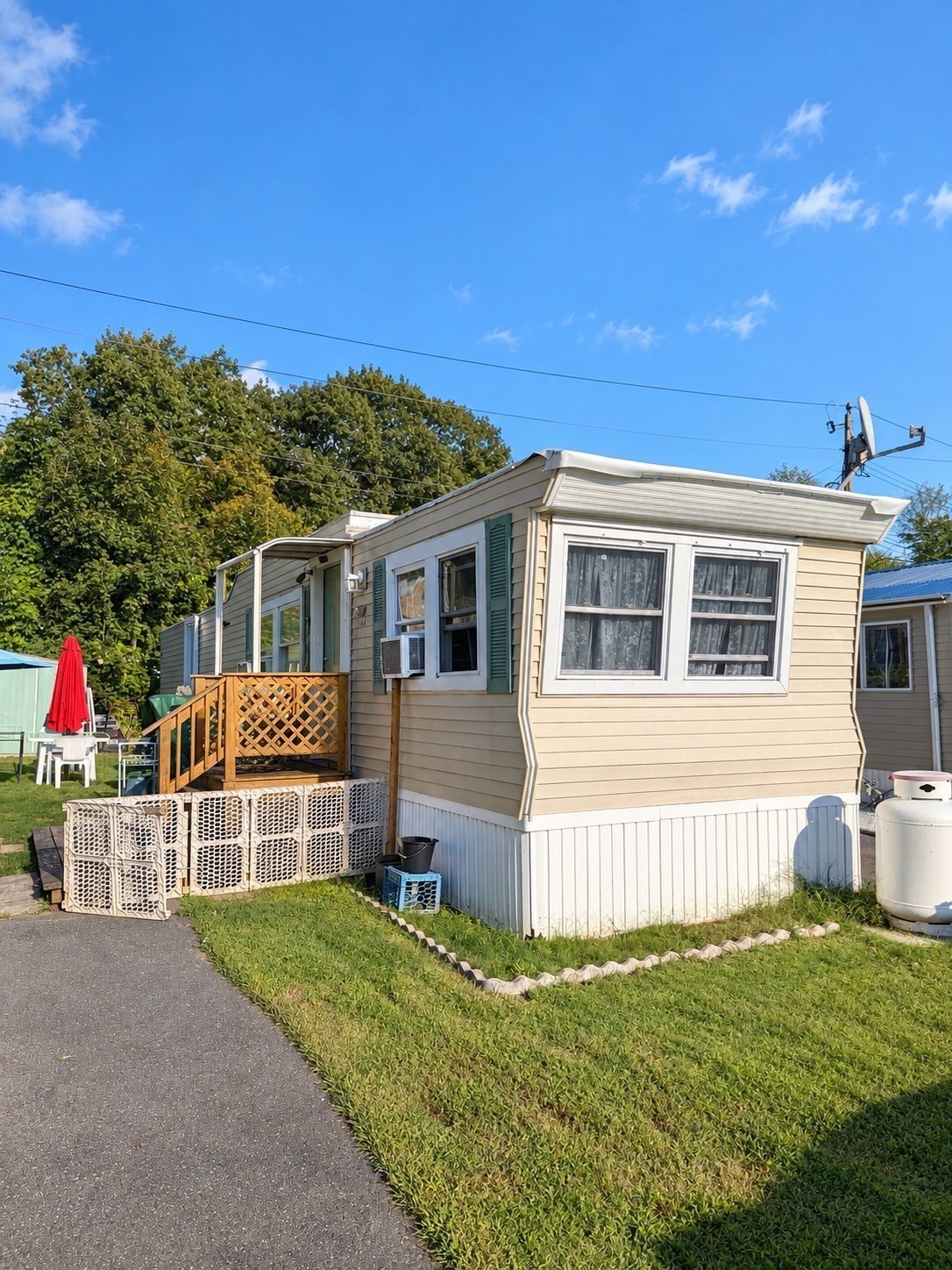 229 Miller St # C1 Property Photo 3