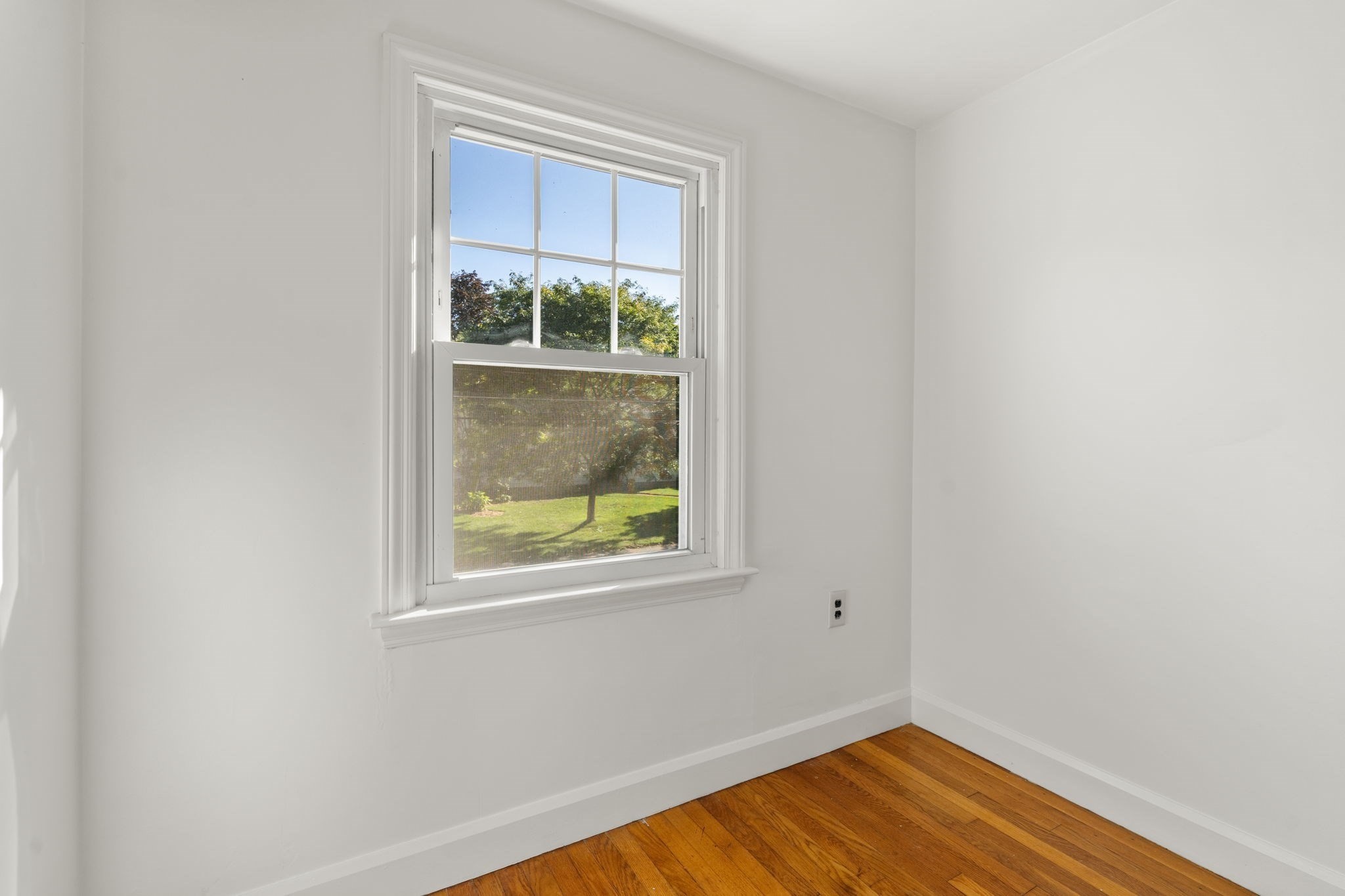 5 Lowell Ave Property Photo 13